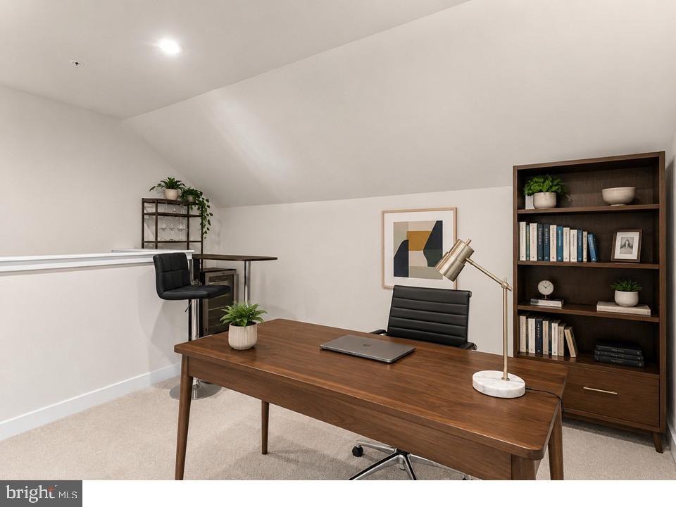 ELKRIDGE CROSSING - Residential