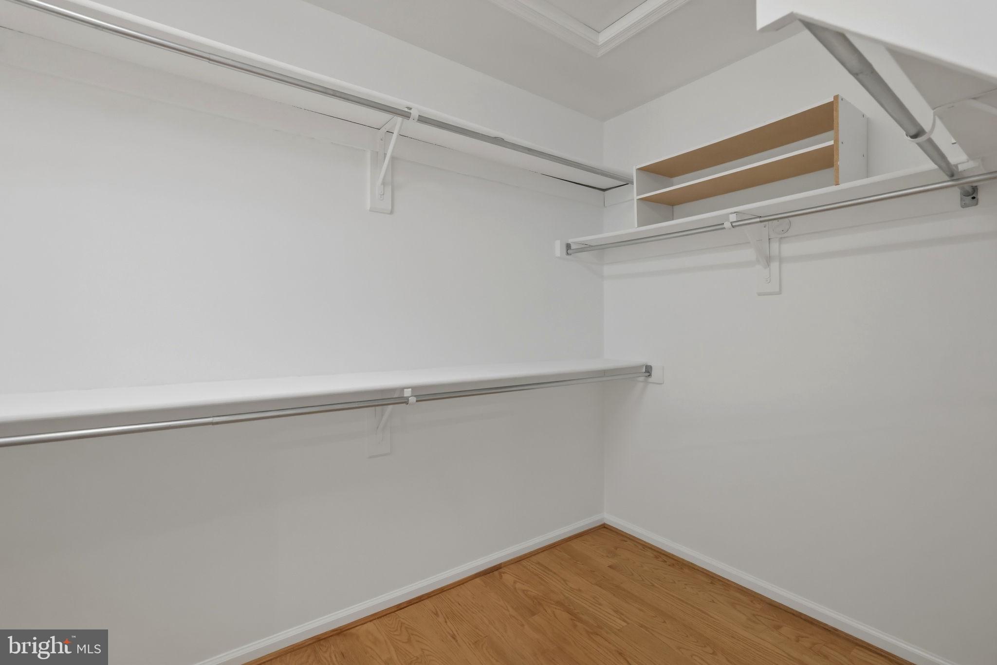 HEATHER KNOLL - Residential