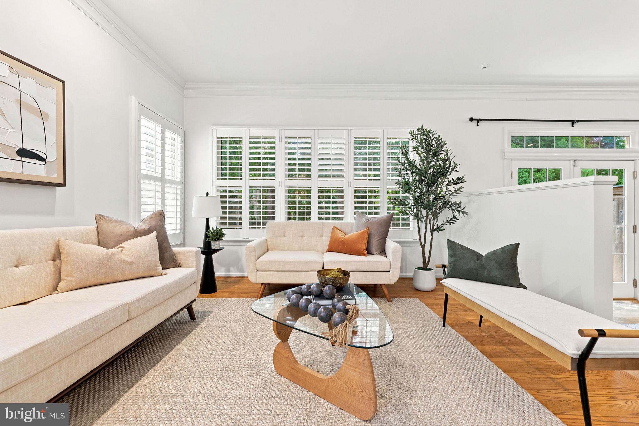 HEATHER KNOLL - Residential