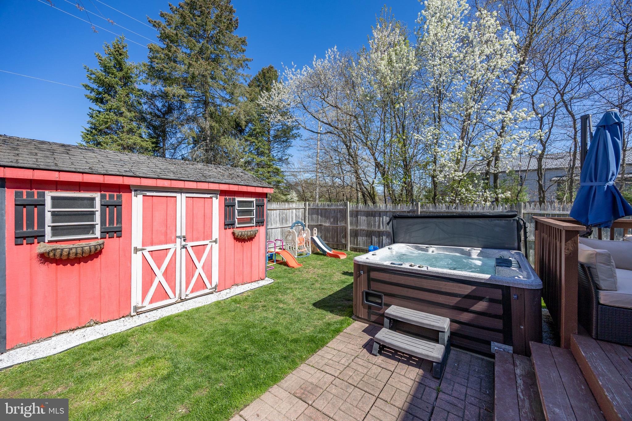 EAGLE STREAM - Residential