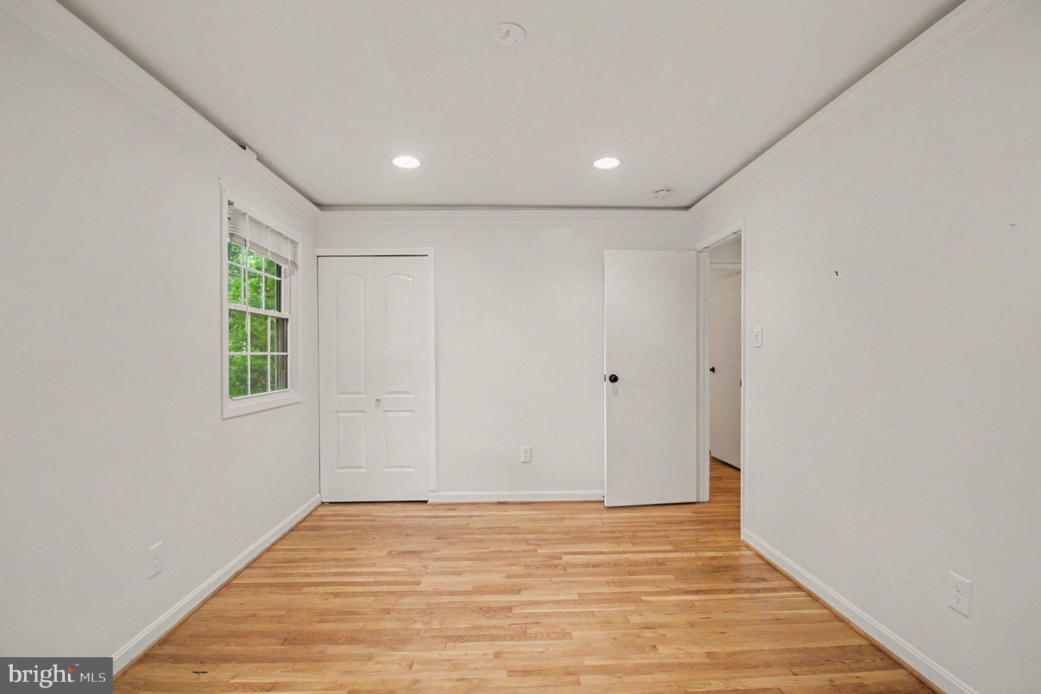 KEENE MILL MANOR - Residential