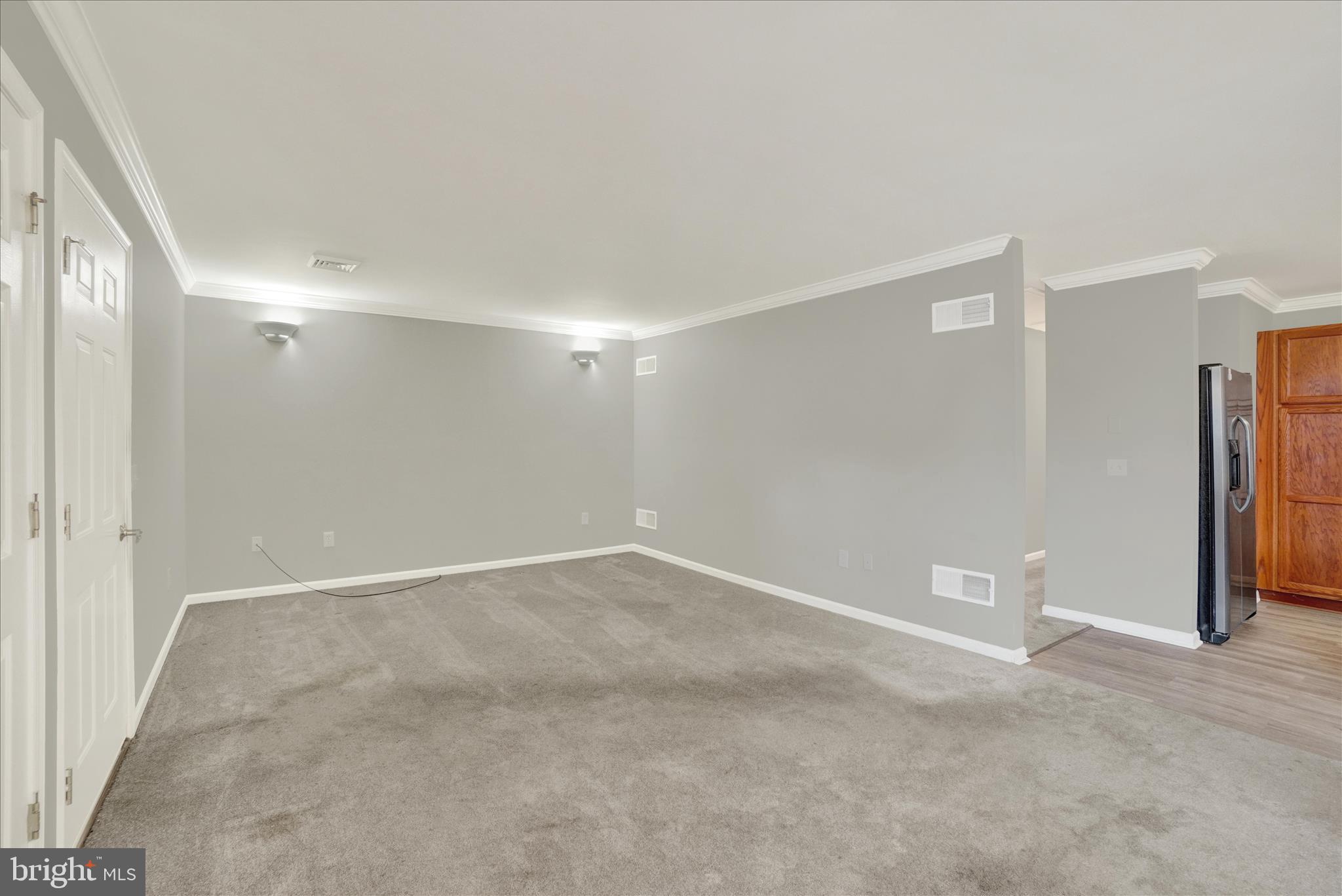 EQUINE MEADOWS - Residential