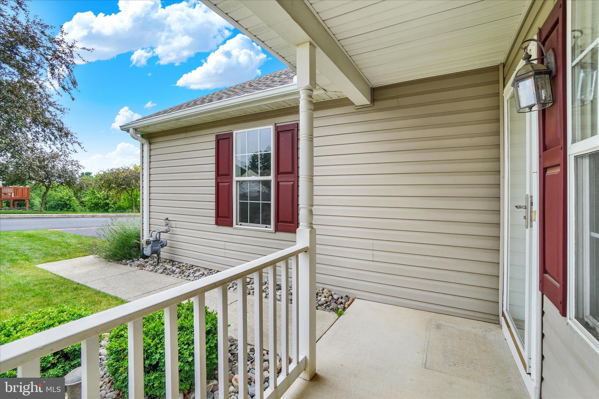 EQUINE MEADOWS - Residential