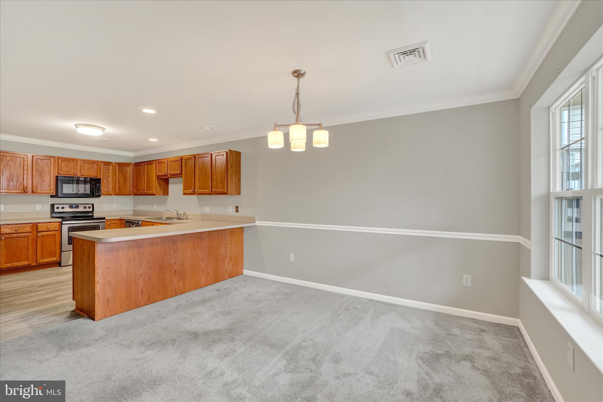 EQUINE MEADOWS - Residential