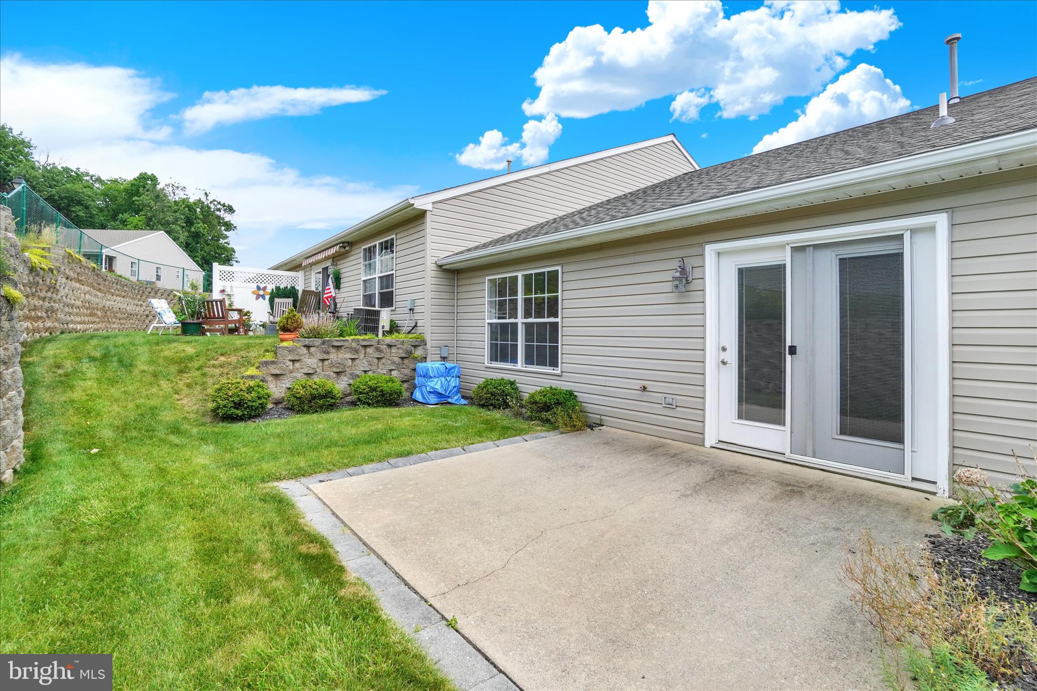 EQUINE MEADOWS - Residential