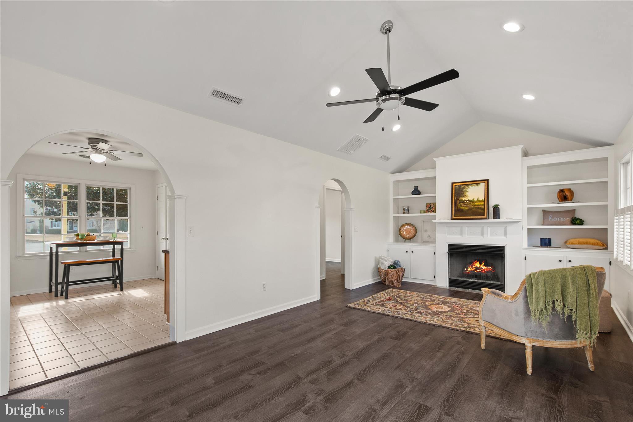 STRAW RIDGE - Residential