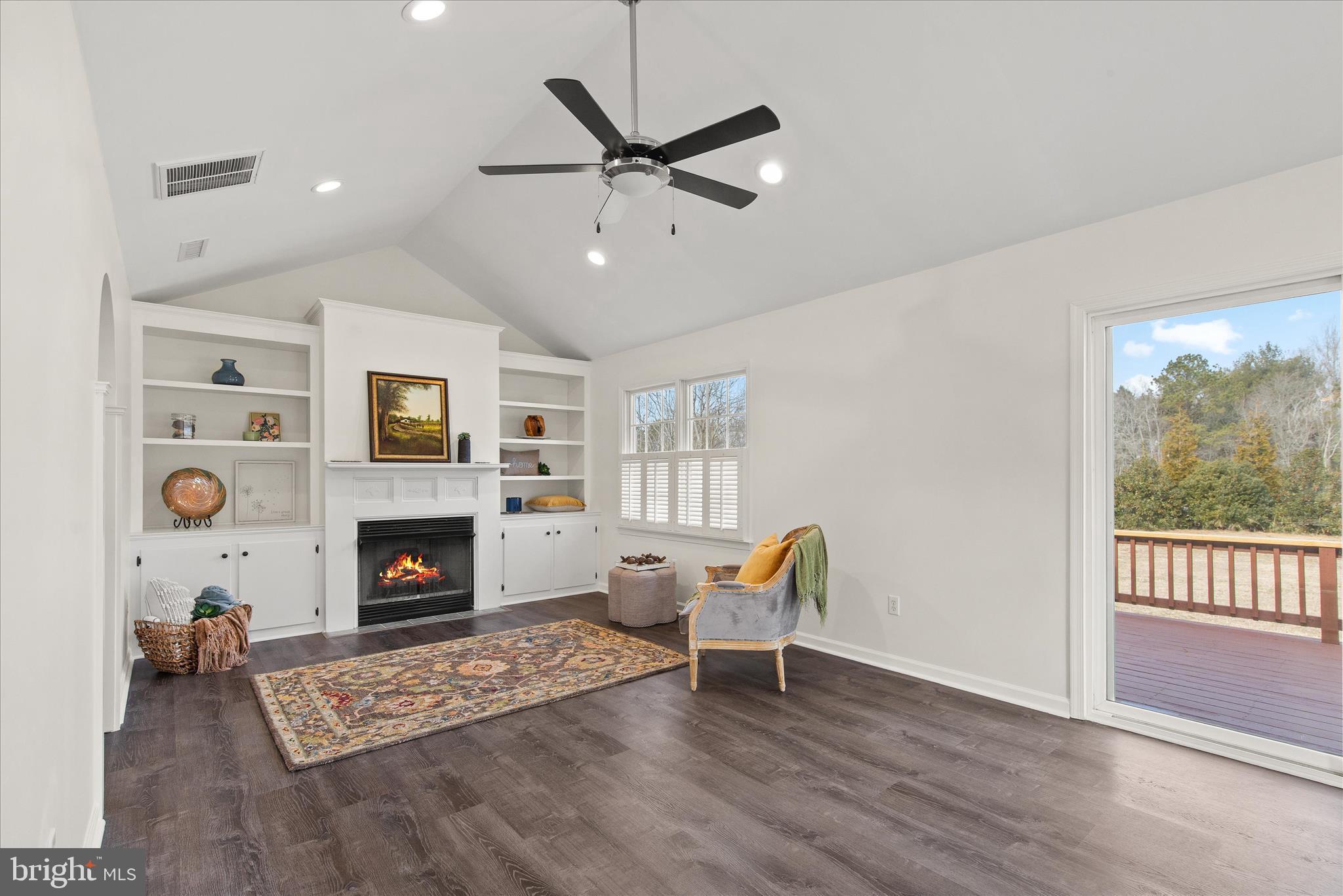 STRAW RIDGE - Residential