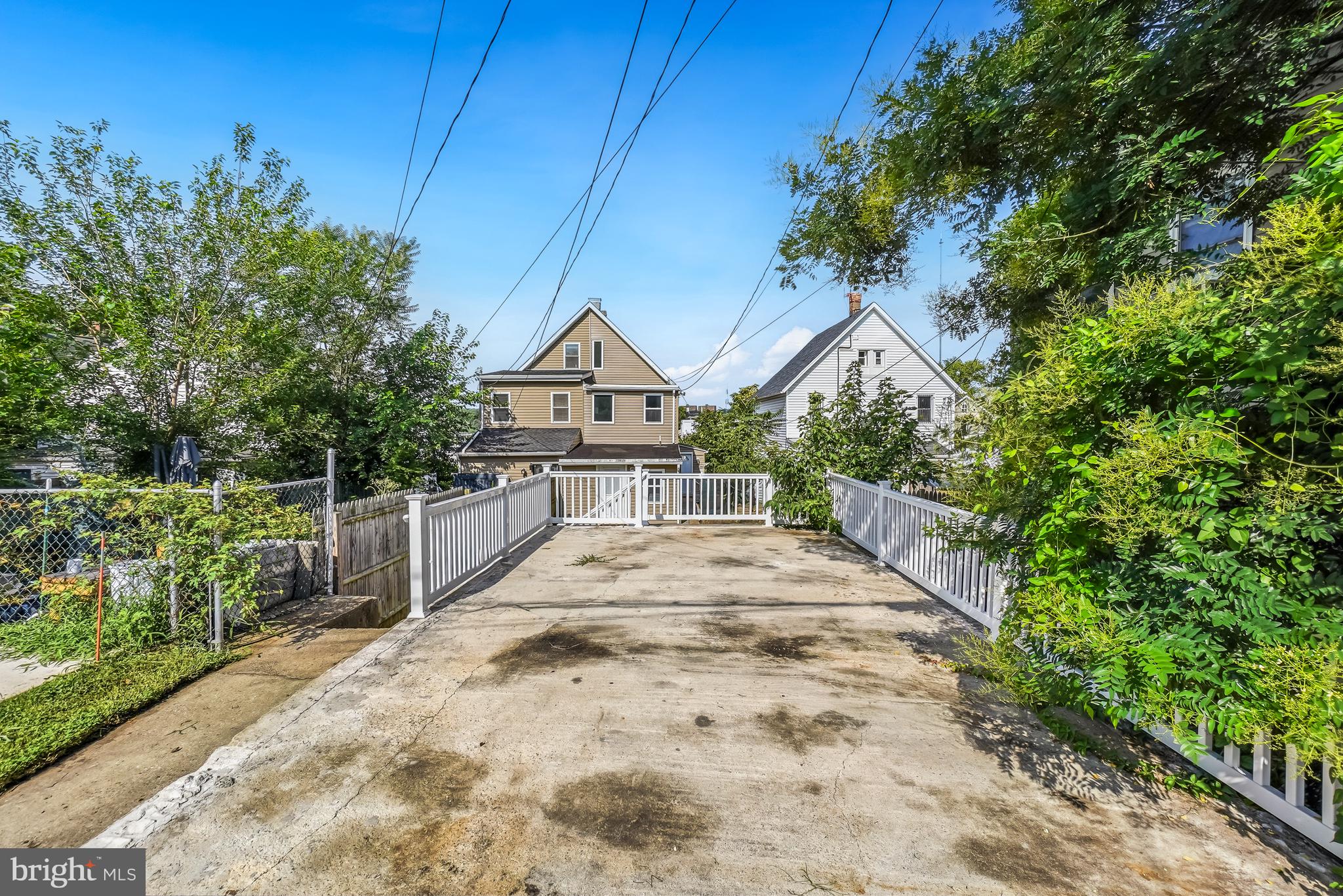 HAMPDEN HISTORIC DISTRICT - Residential