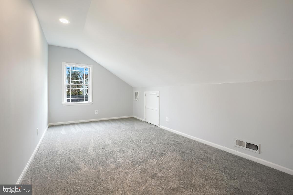 CATONSVILLE HEIGHTS - Residential