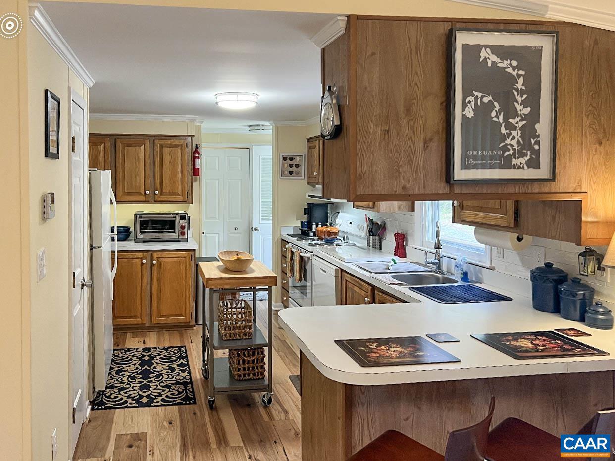 UNKNOWN - Residential Lease