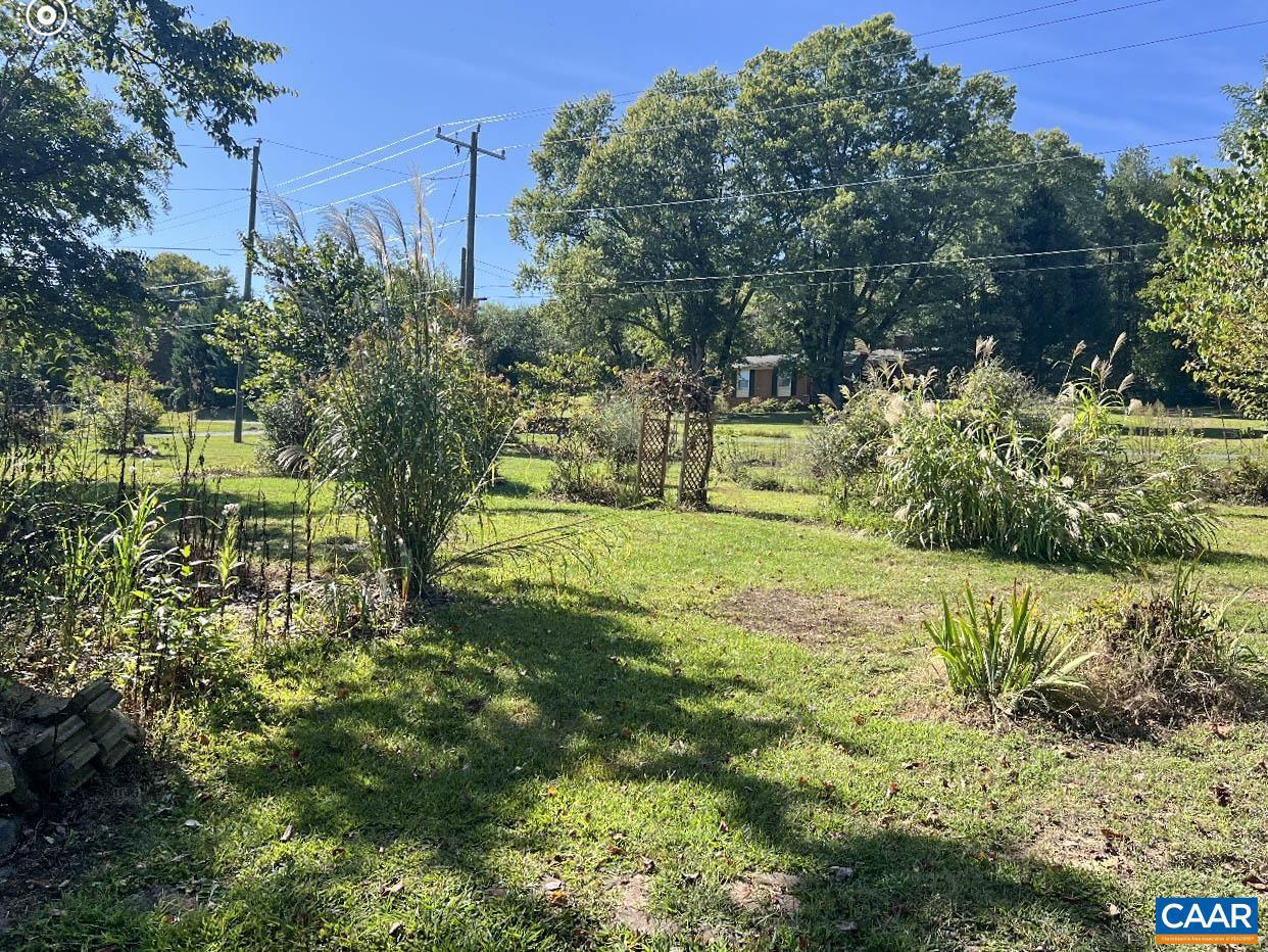 UNKNOWN - Residential Lease