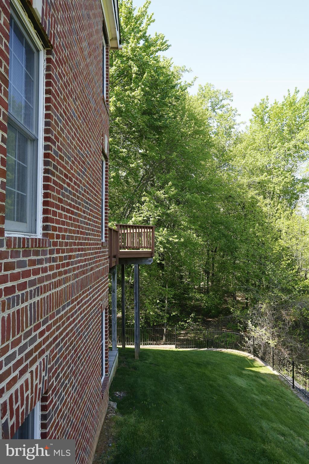 TOWER OAKS - Residential