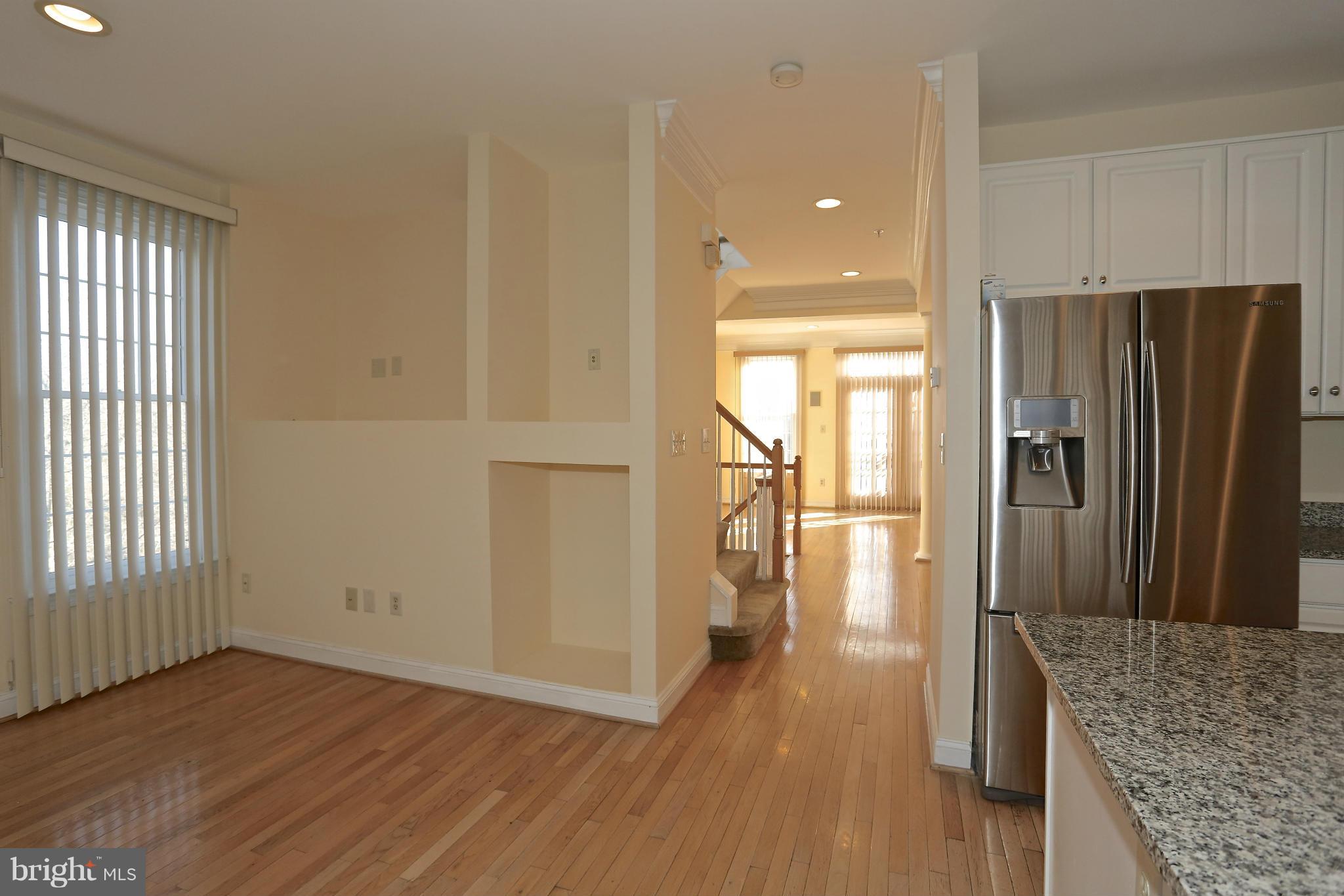TOWER OAKS - Residential
