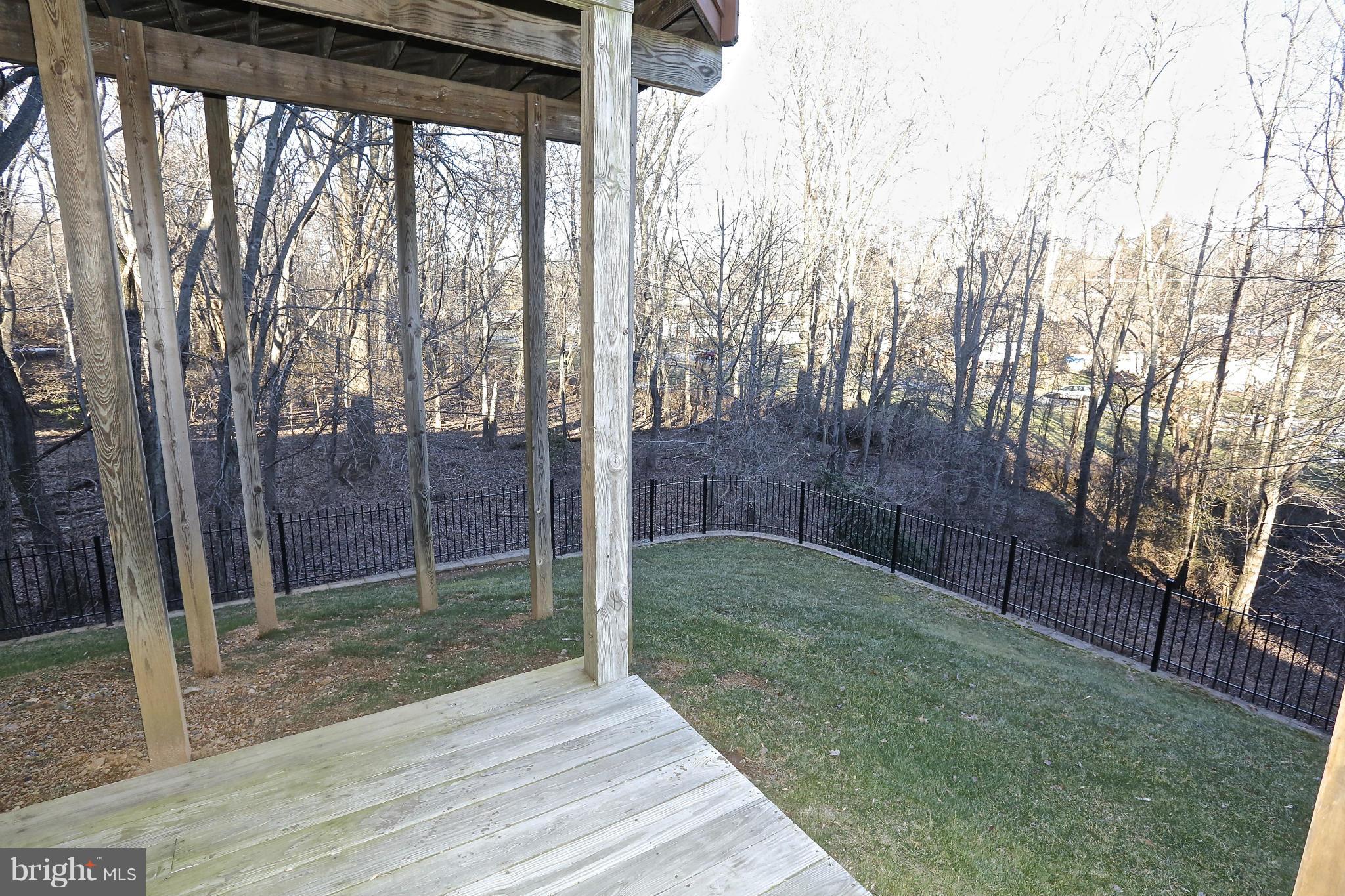 TOWER OAKS - Residential