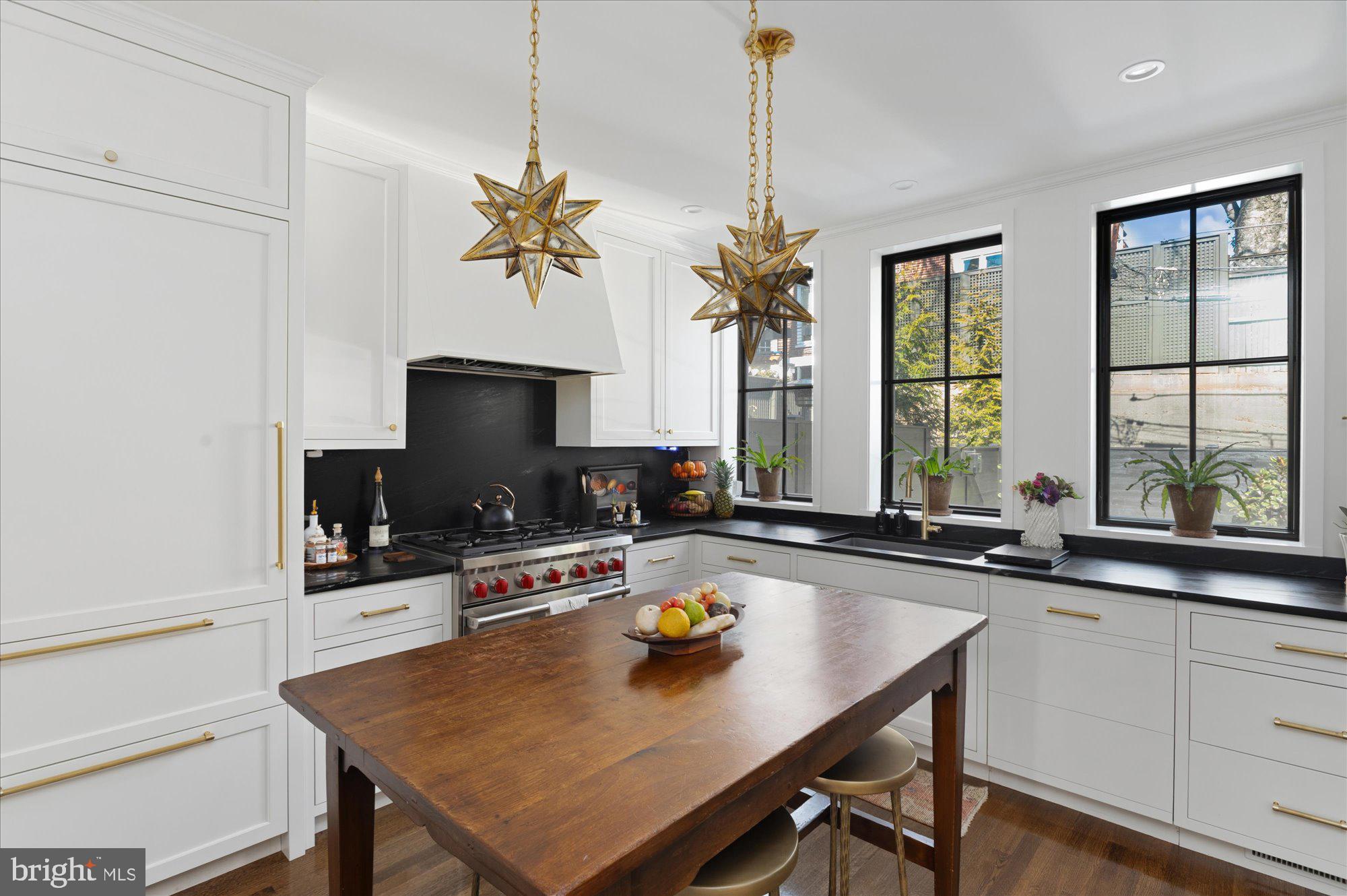 GEORGETOWN - Residential
