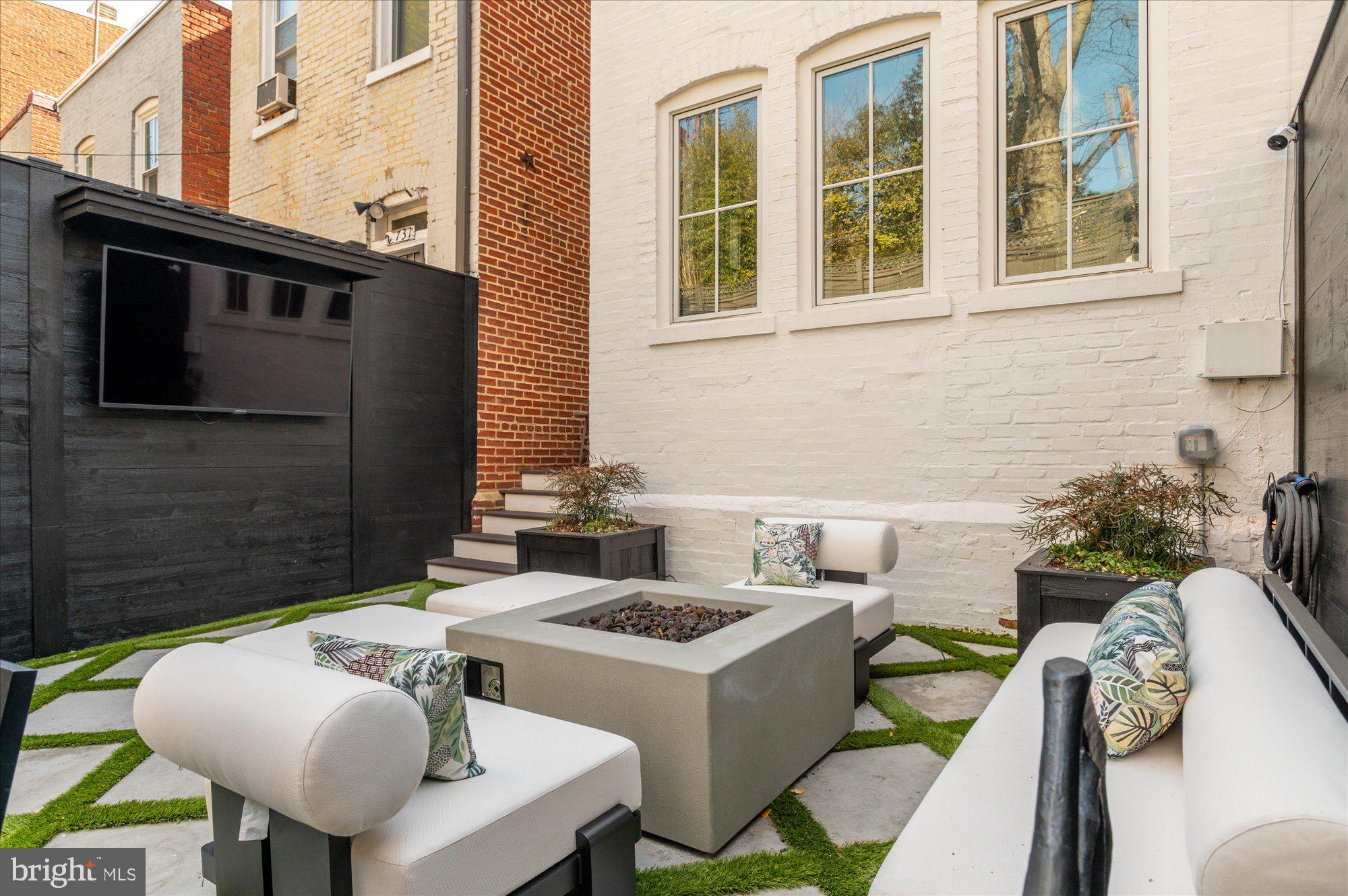 GEORGETOWN - Residential