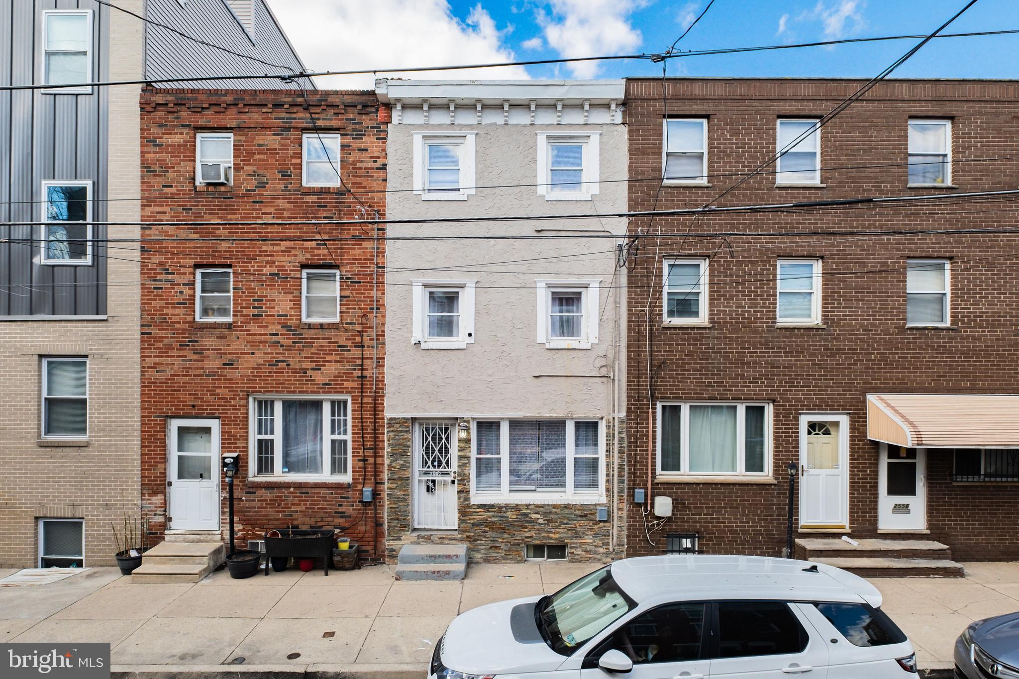 Very nice 3 story 3 bedroom home in the Fishtown /East Kensington.  The home is nicely maintained and has a great living area on the 1st floor. There is a spacious formal dining area and the kitchen has wooden wooden cabinets and a nice layout. The yard in fenced in and is good for outside enjoyment. The 2nd floor has a good sized bedroom and has a full bathroom. On the 3rd floor there are two bedrooms. The front bedroom is large enough to be a 2nd master bedroom. There is also a basement for additional storage, etc.
