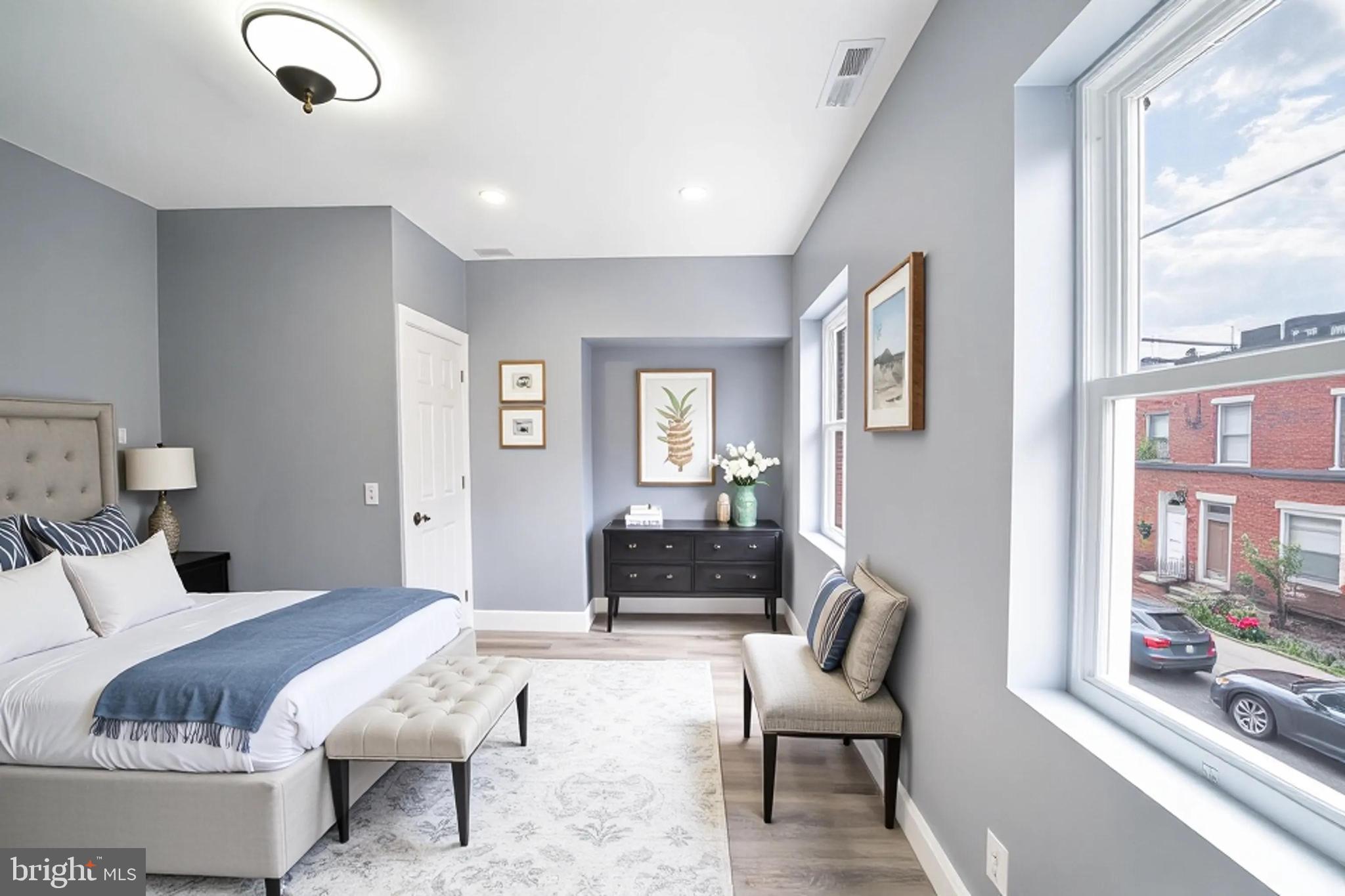 POINT BREEZE - Residential