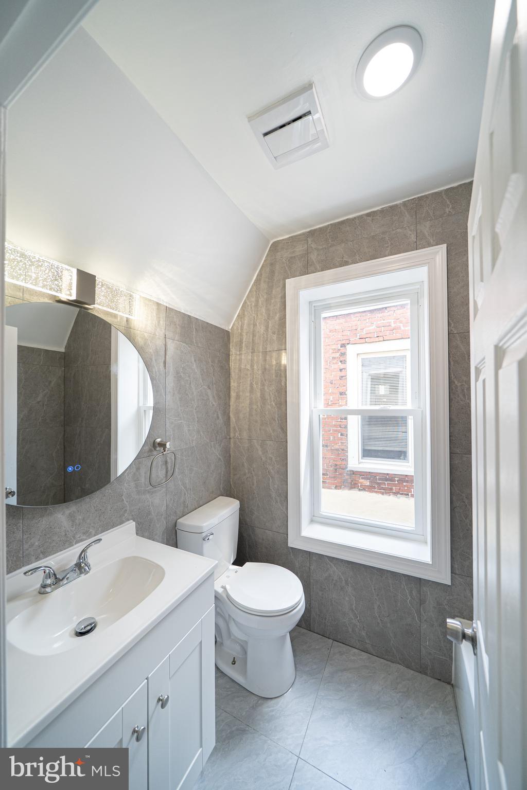 POINT BREEZE - Residential