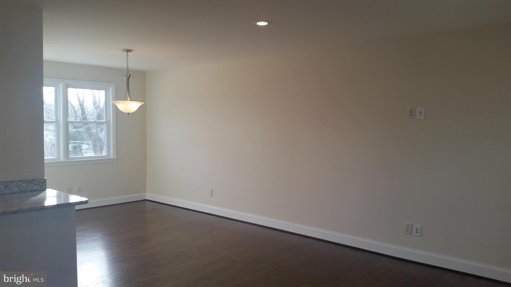 GREENVIEW MANOR - Residential