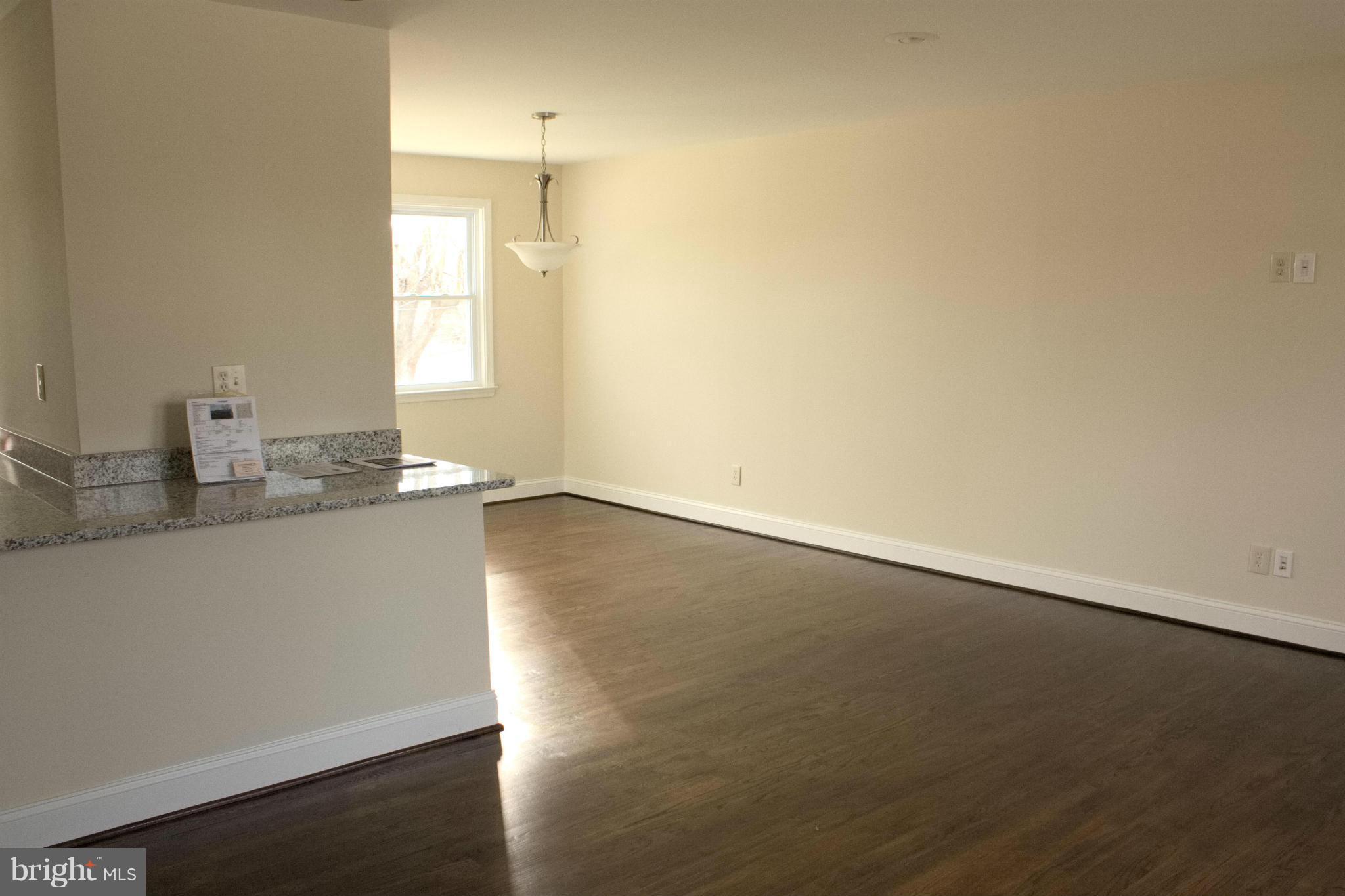 GREENVIEW MANOR - Residential