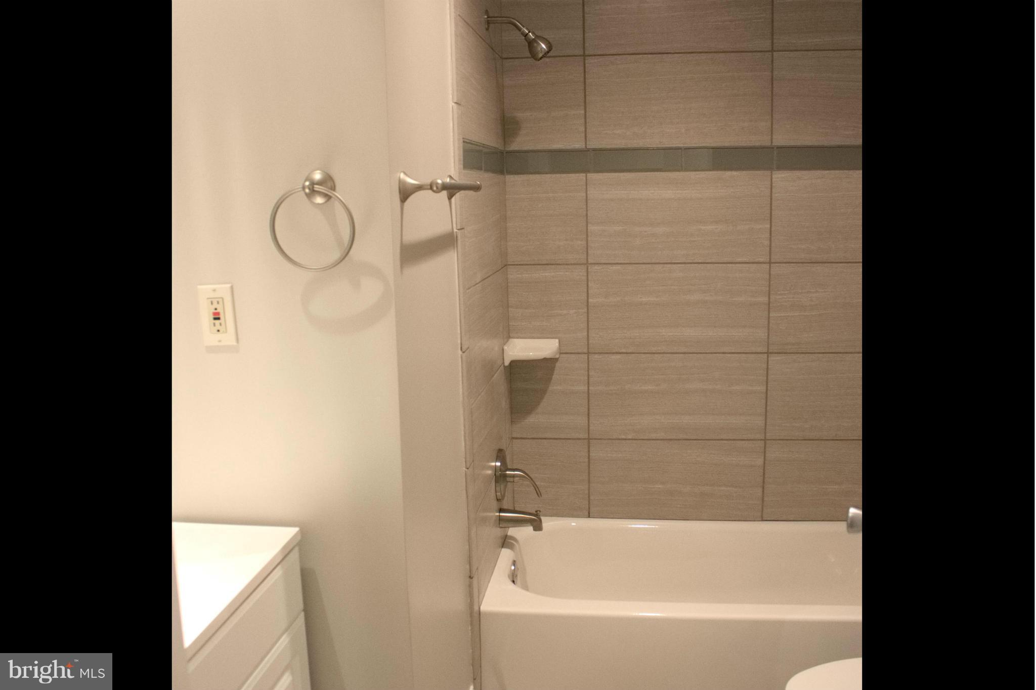 GREENVIEW MANOR - Residential