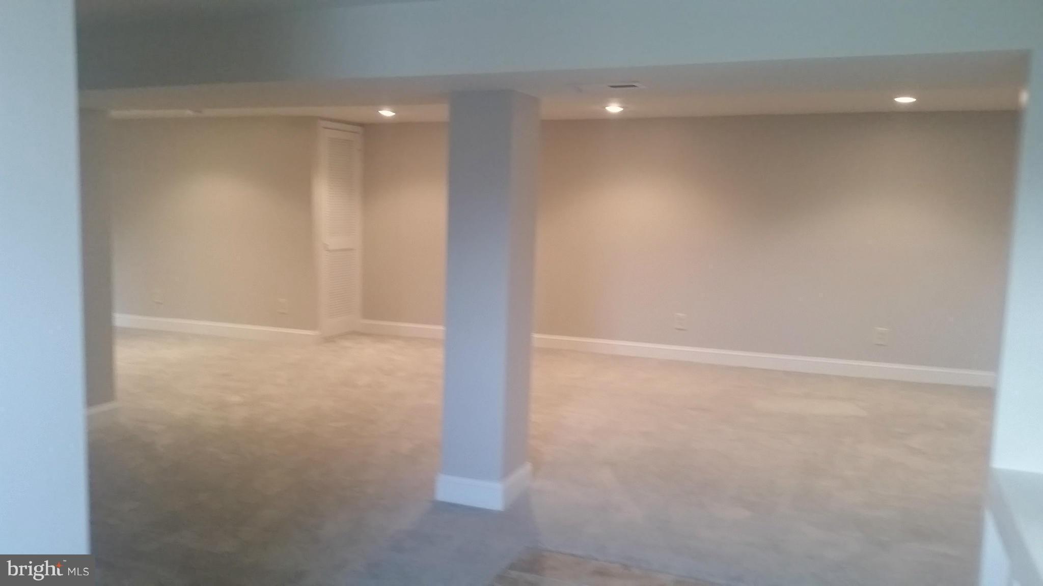 GREENVIEW MANOR - Residential