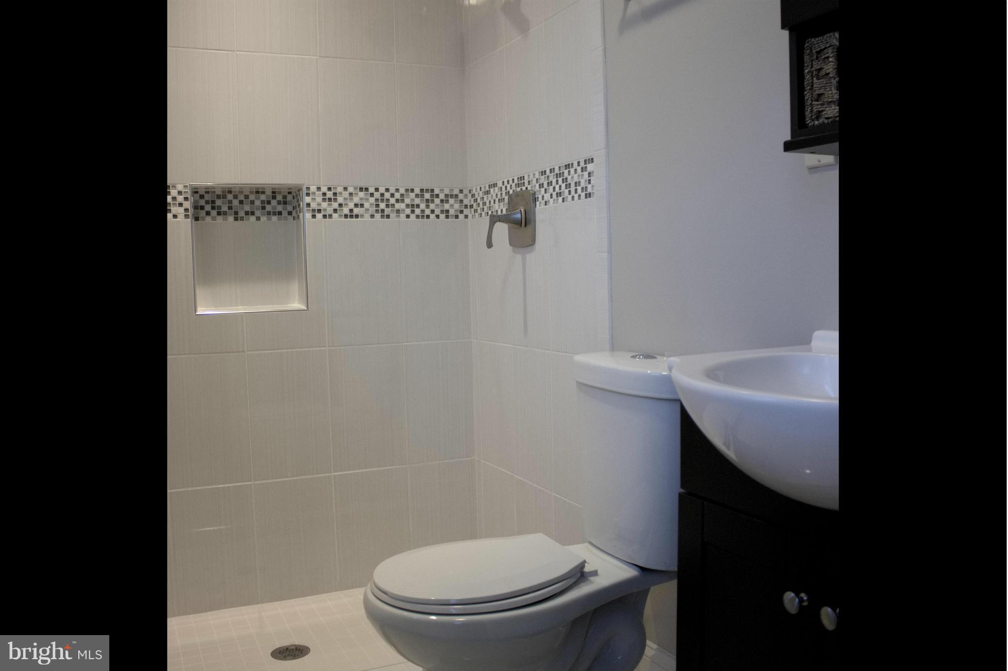 GREENVIEW MANOR - Residential
