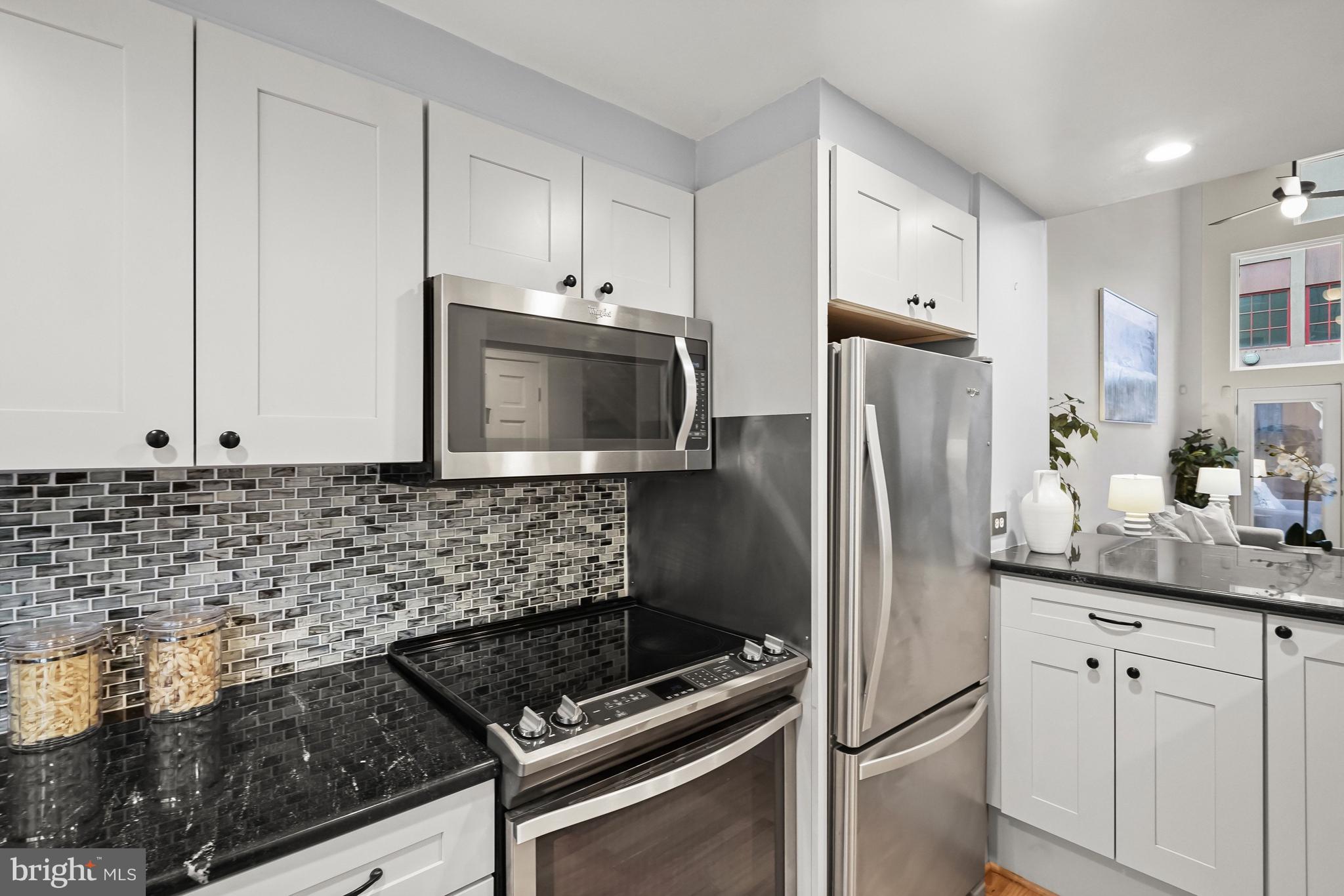 LOGAN CIRCLE - Residential