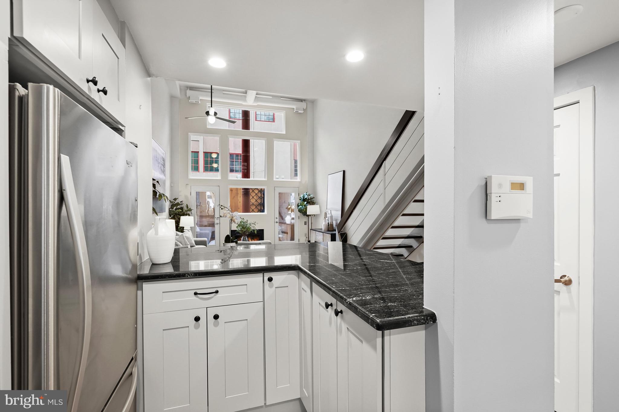 LOGAN CIRCLE - Residential