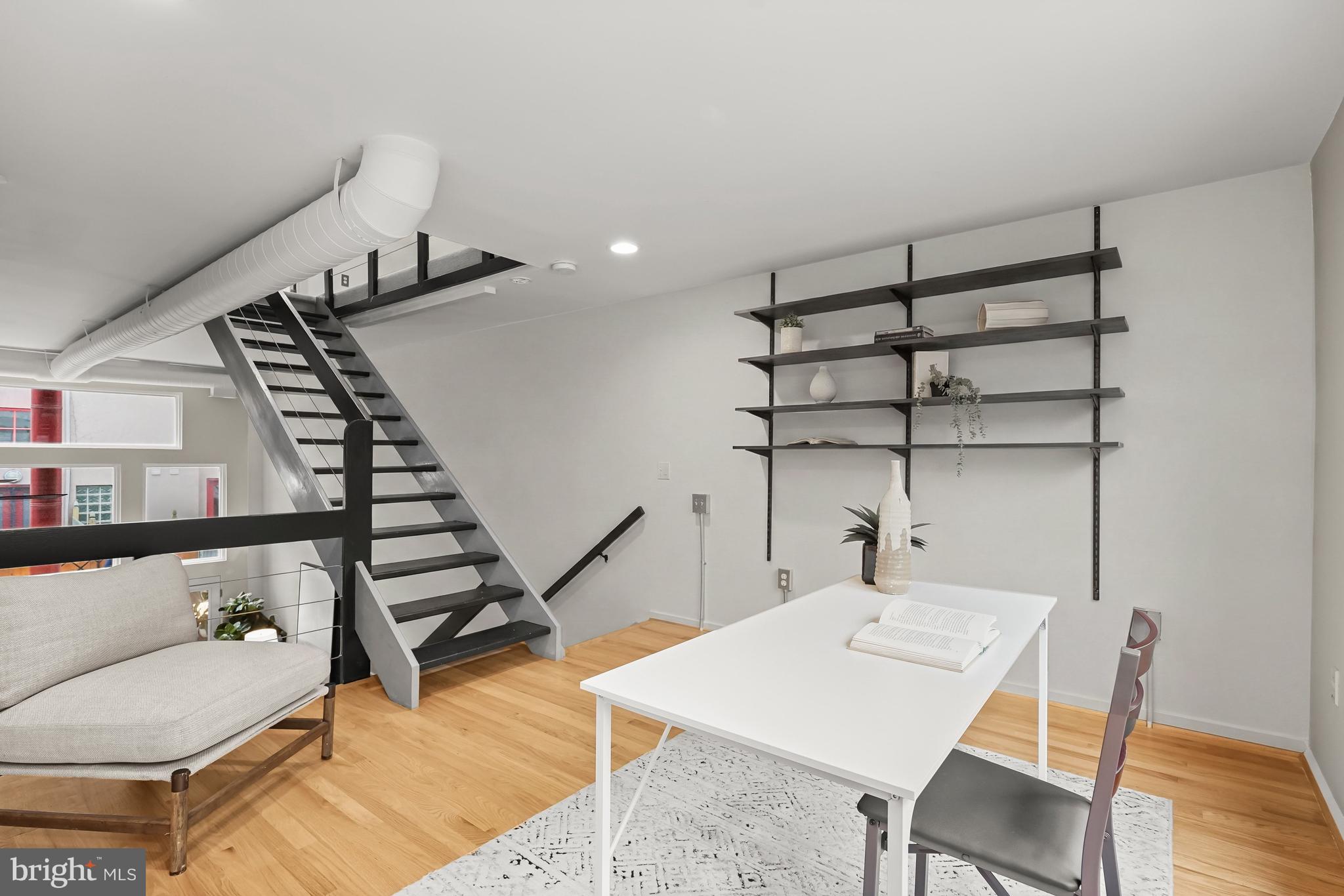 LOGAN CIRCLE - Residential