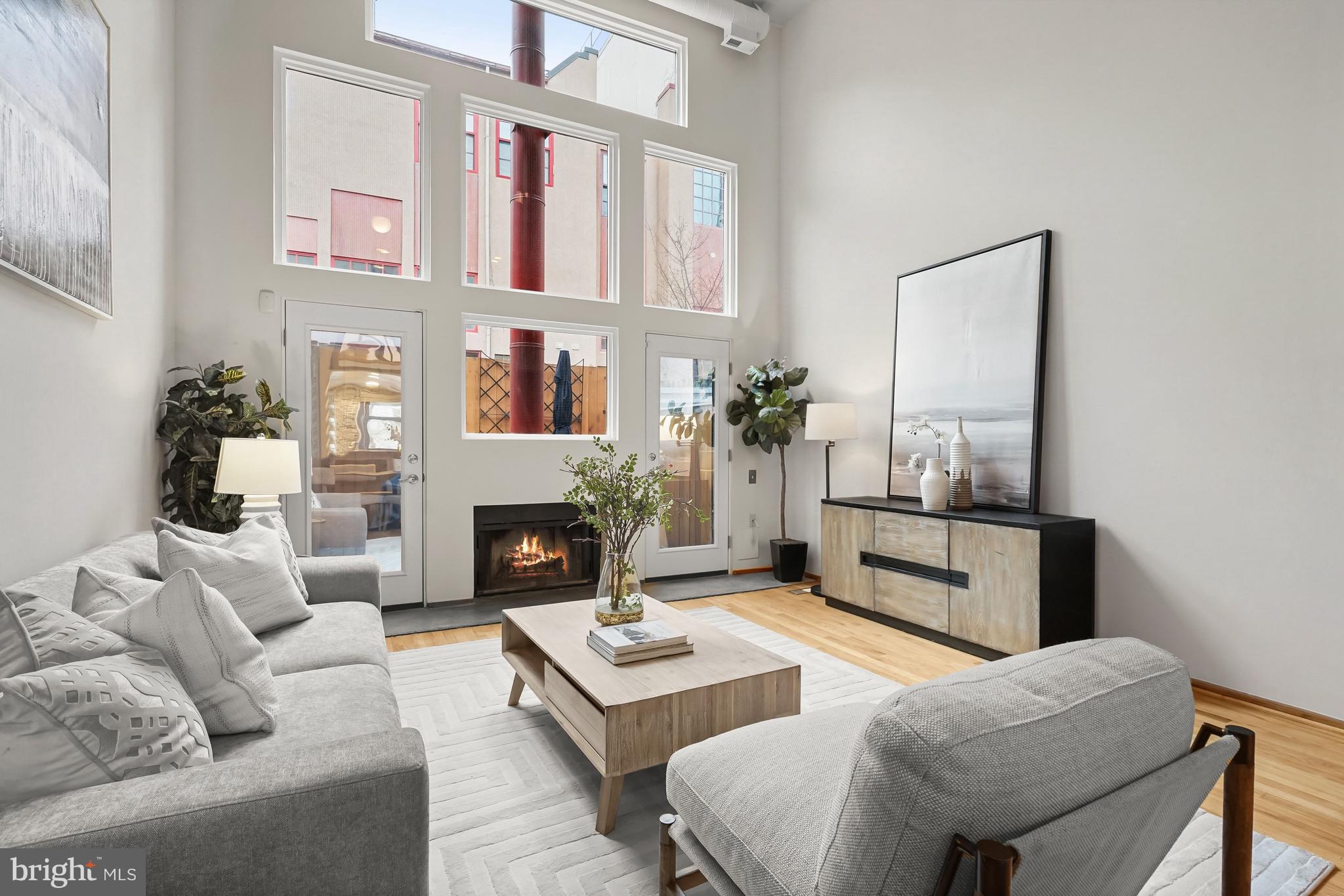 LOGAN CIRCLE - Residential