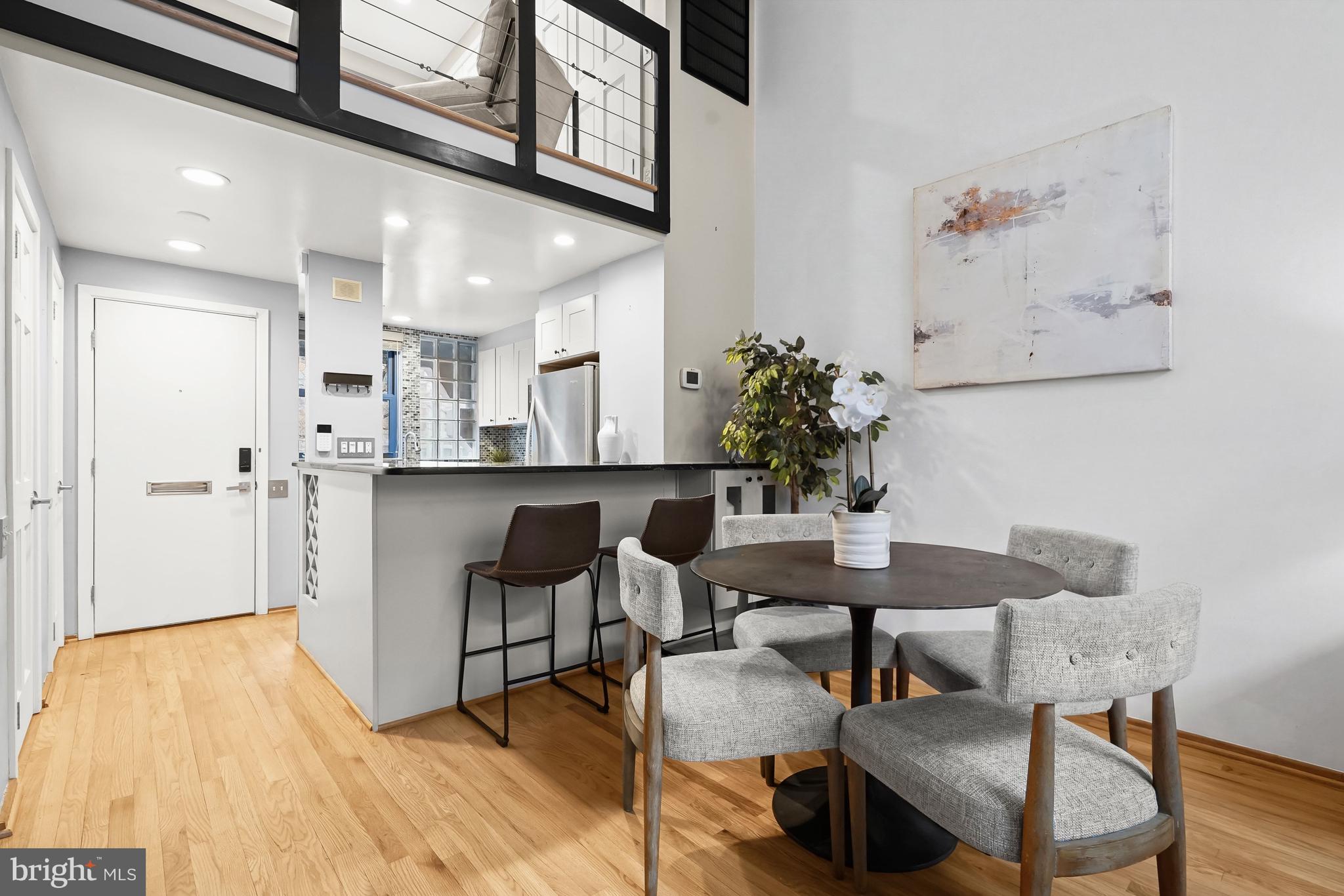 LOGAN CIRCLE - Residential
