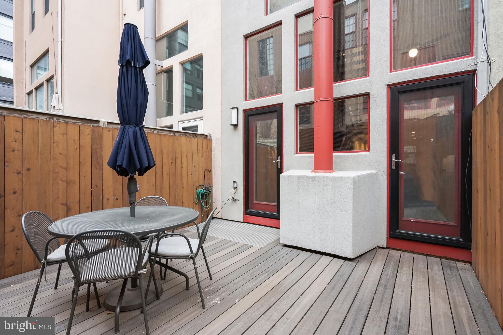 LOGAN CIRCLE - Residential