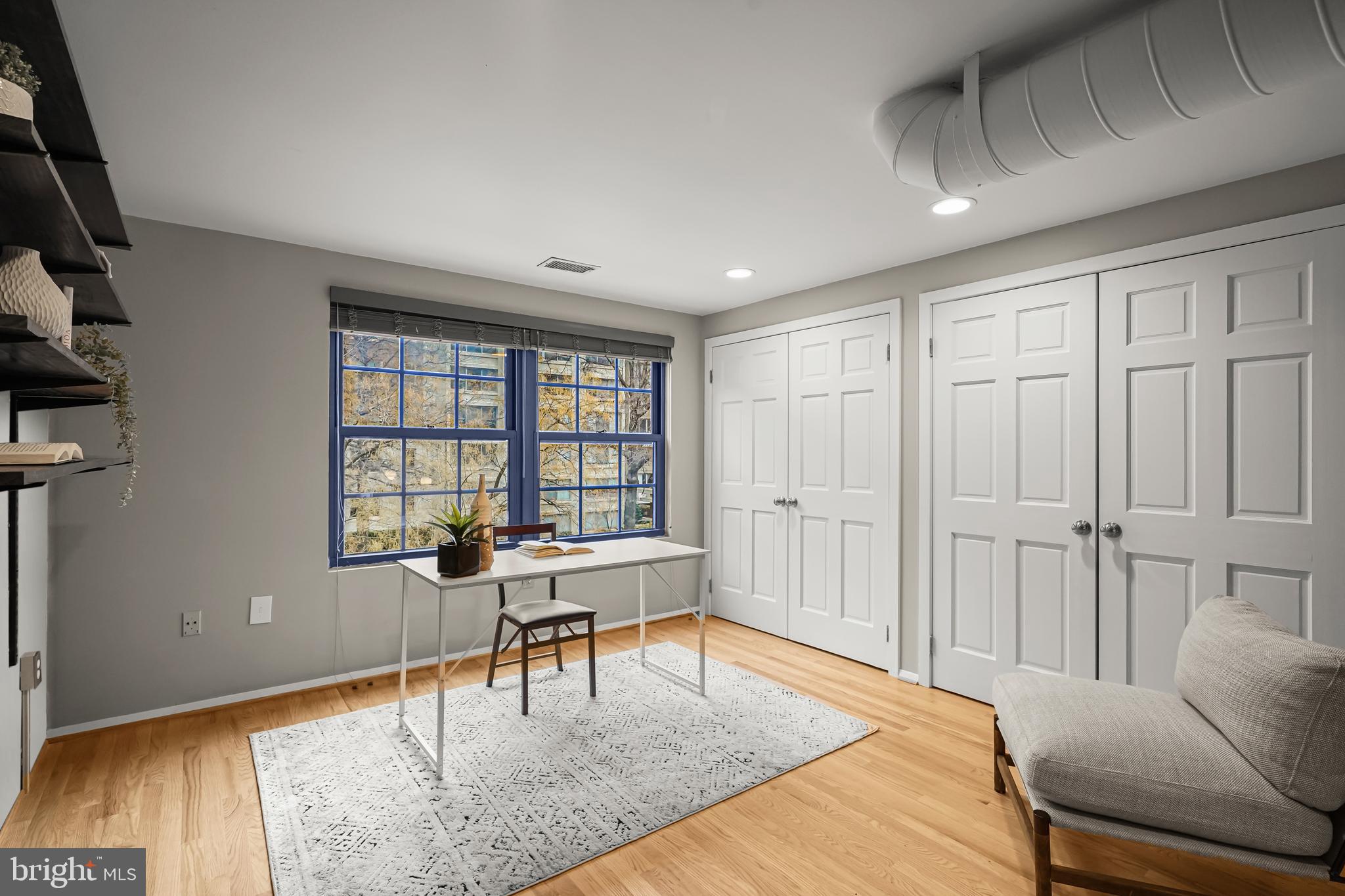LOGAN CIRCLE - Residential