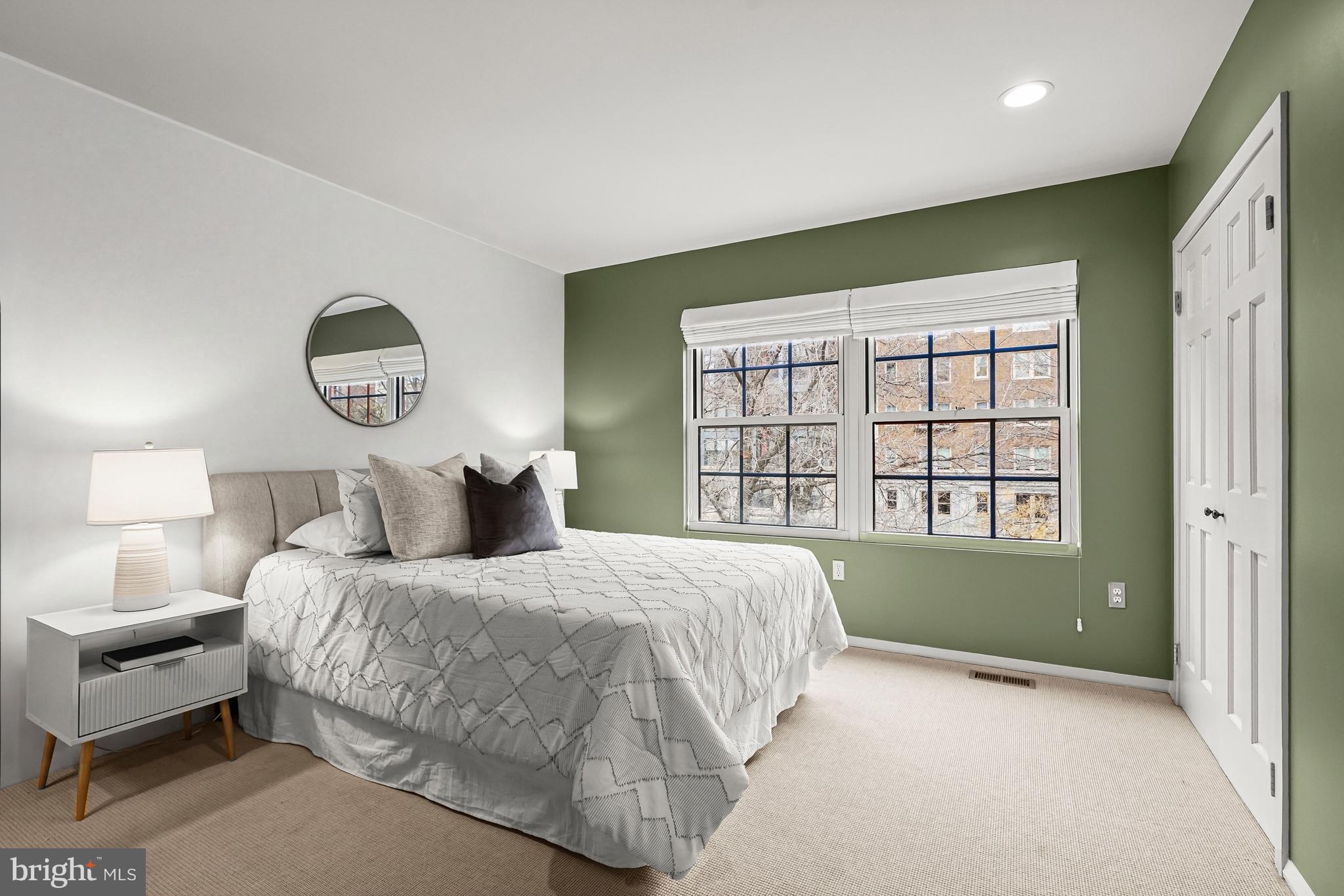 LOGAN CIRCLE - Residential