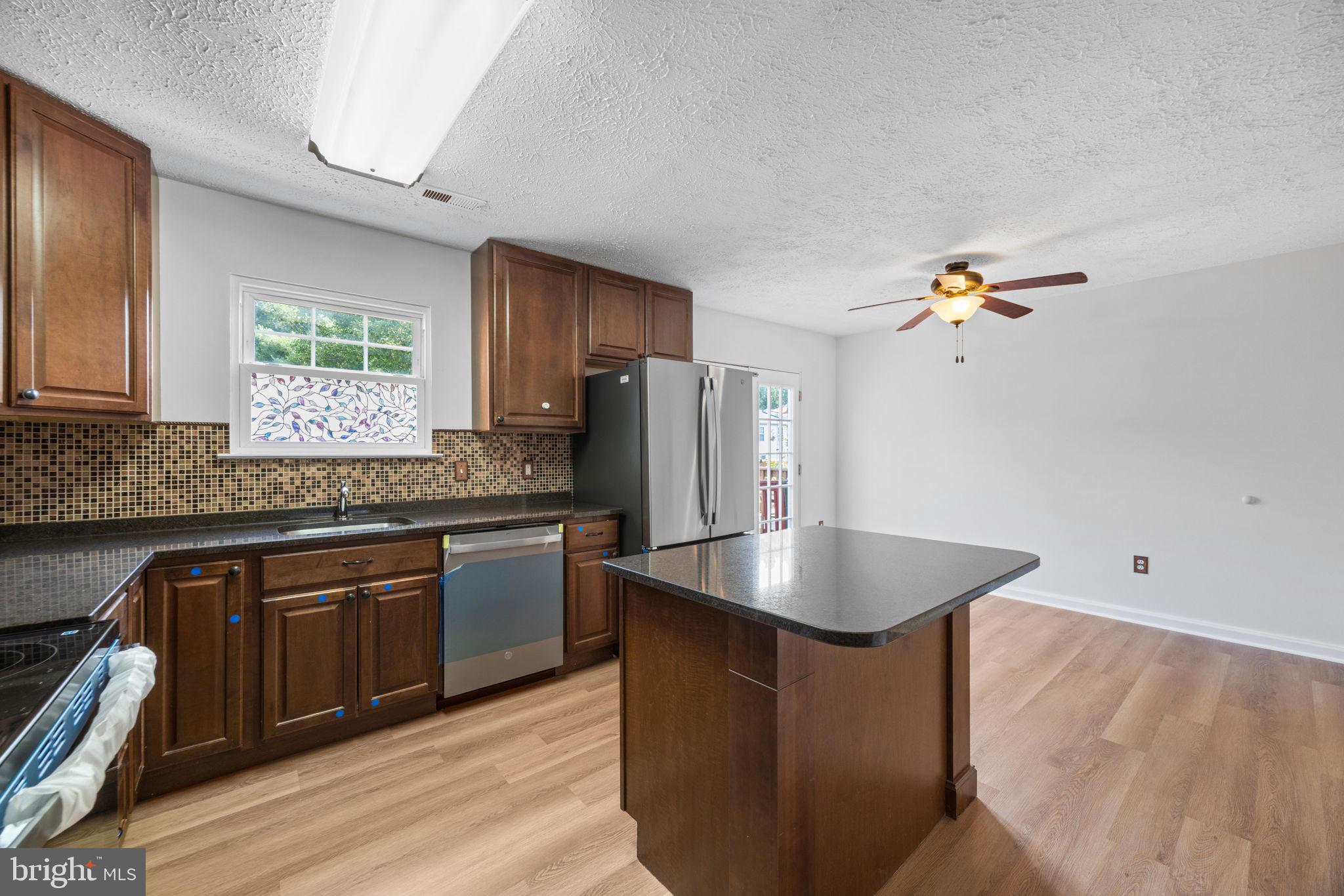 ASPEN PARK - Residential