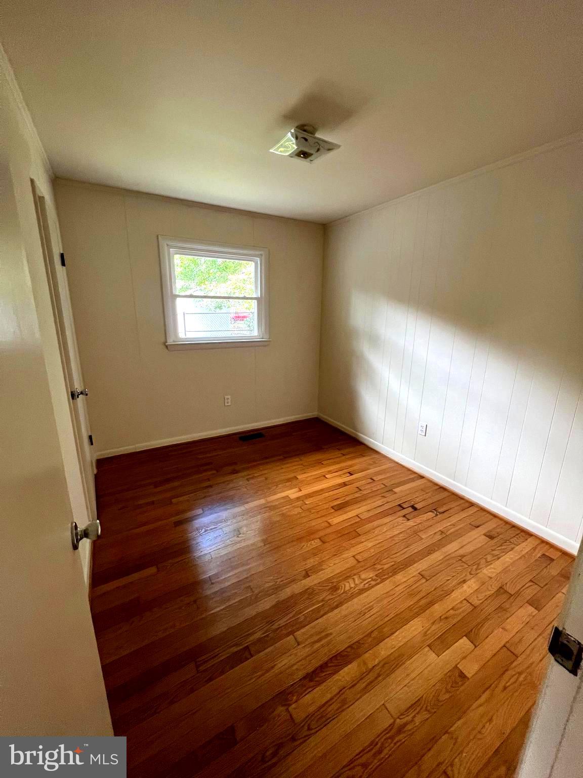 MONROE BAY - Residential Lease
