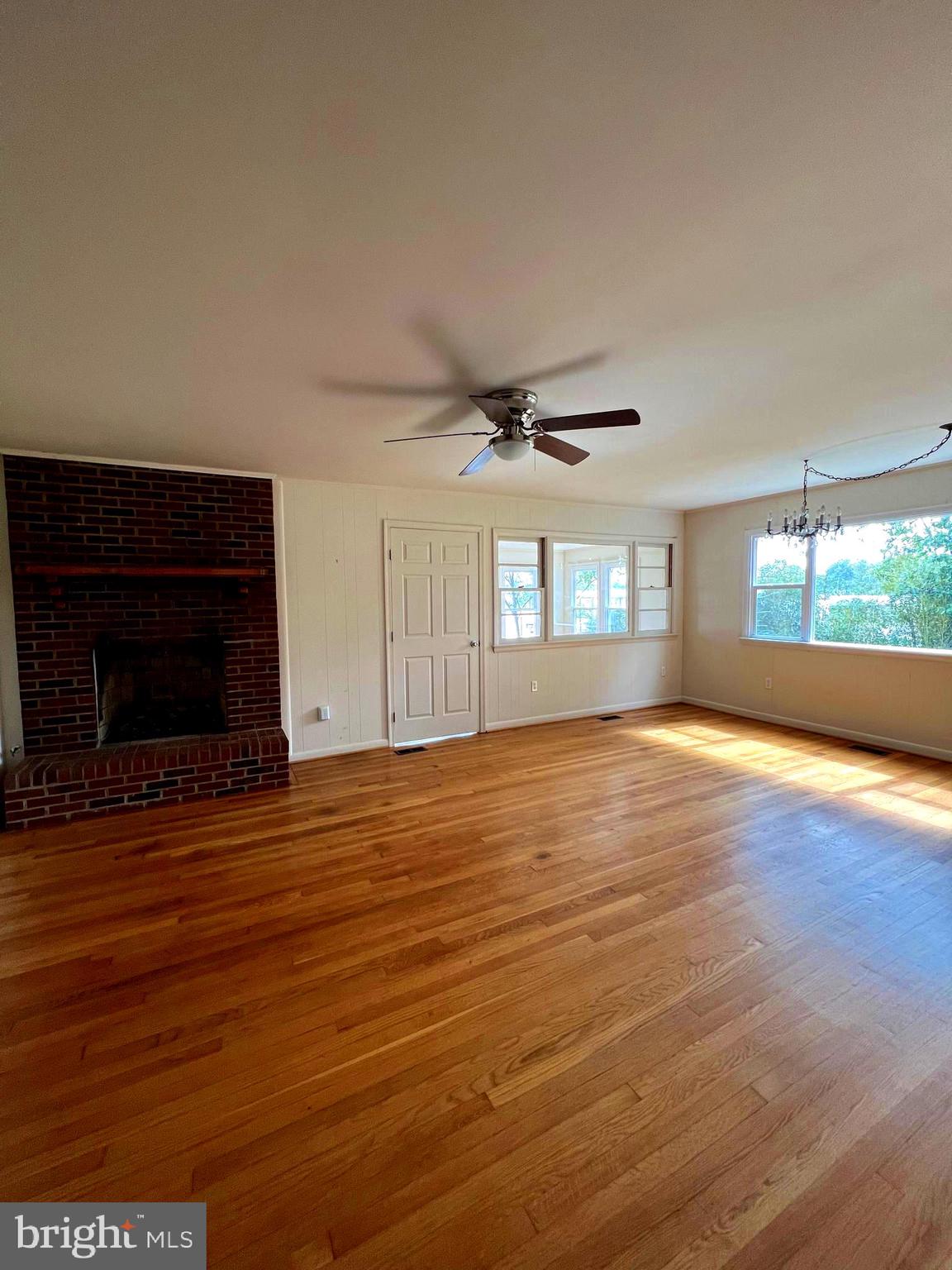 MONROE BAY - Residential Lease