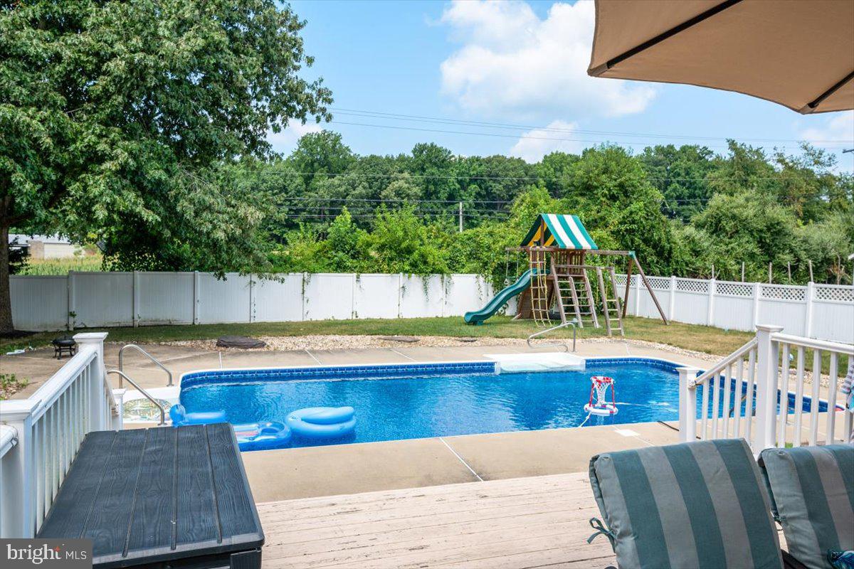NORTH BROOK - Residential
