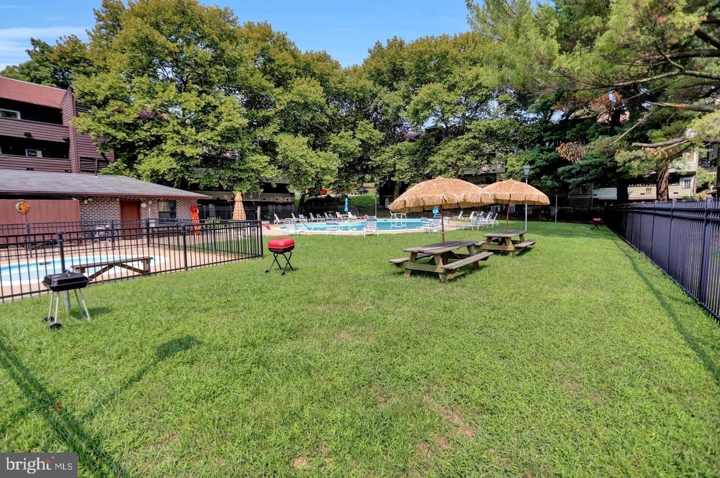 ROCKLAND RUN - Residential