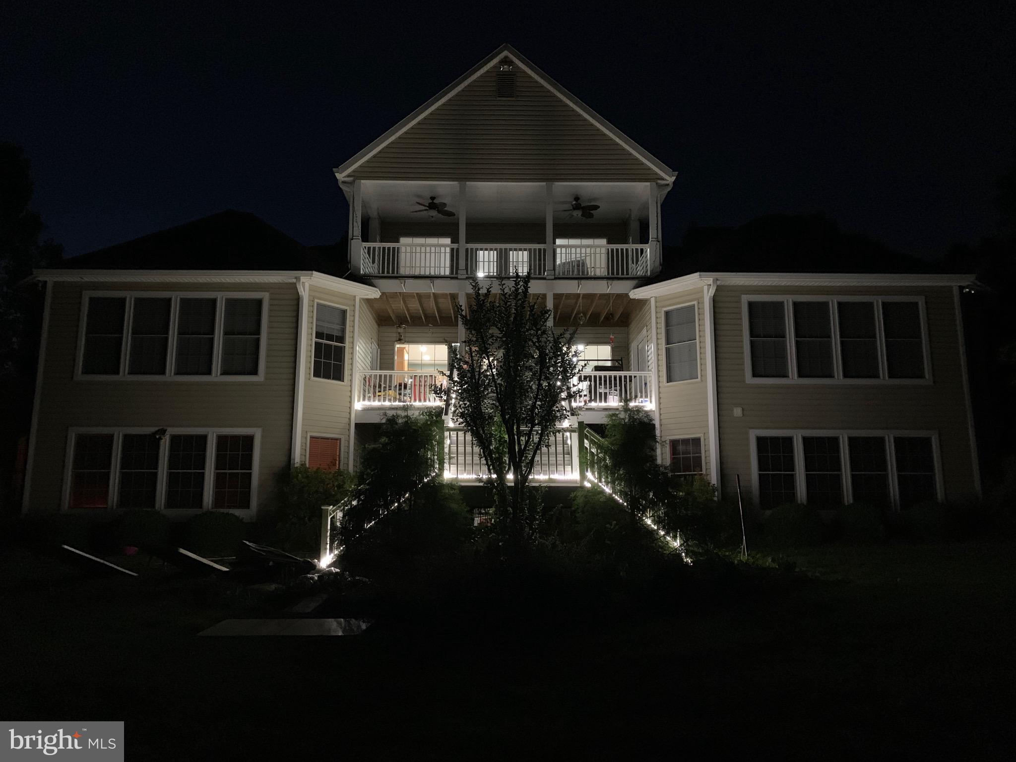 WESTBURY - Residential