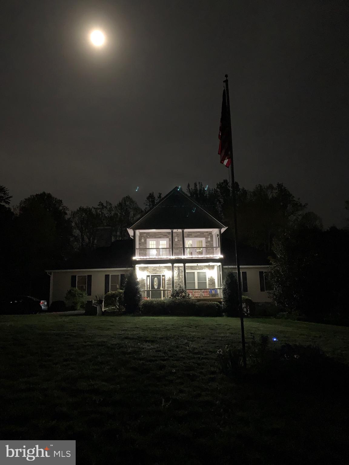 WESTBURY - Residential