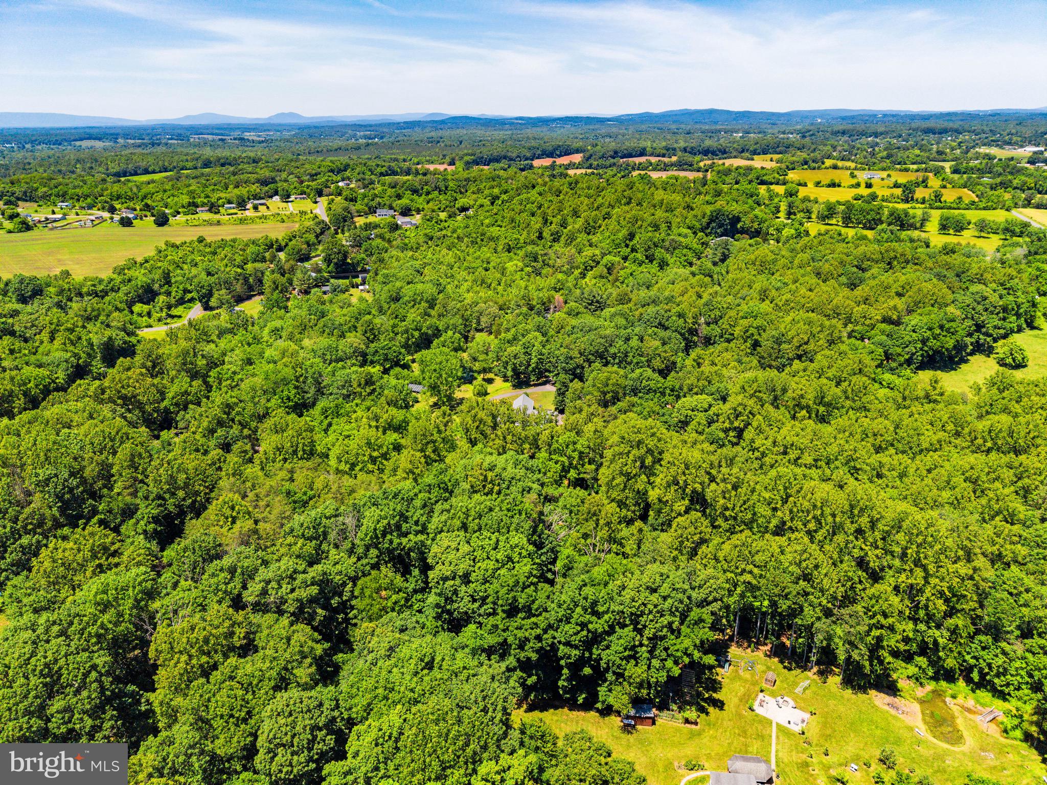WESTBURY - Residential