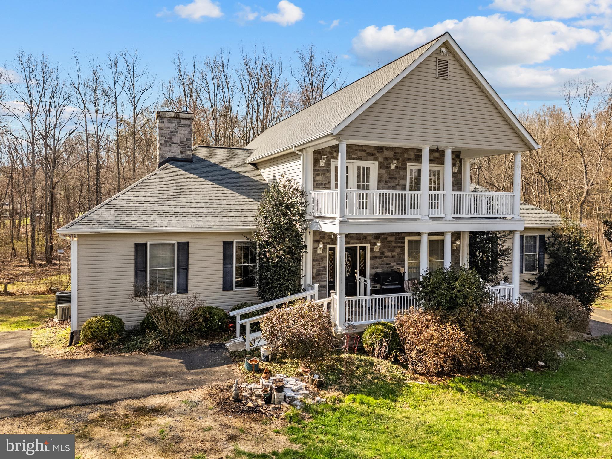 WESTBURY - Residential