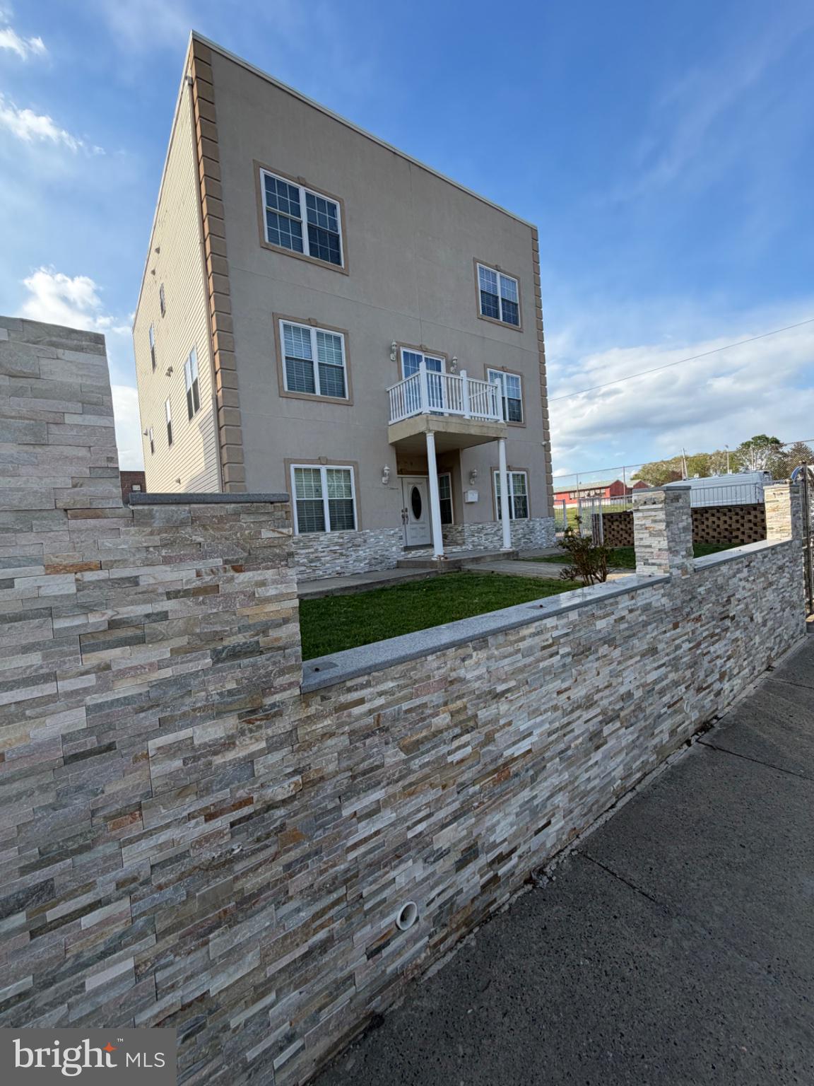RHAWNHURST - Residential