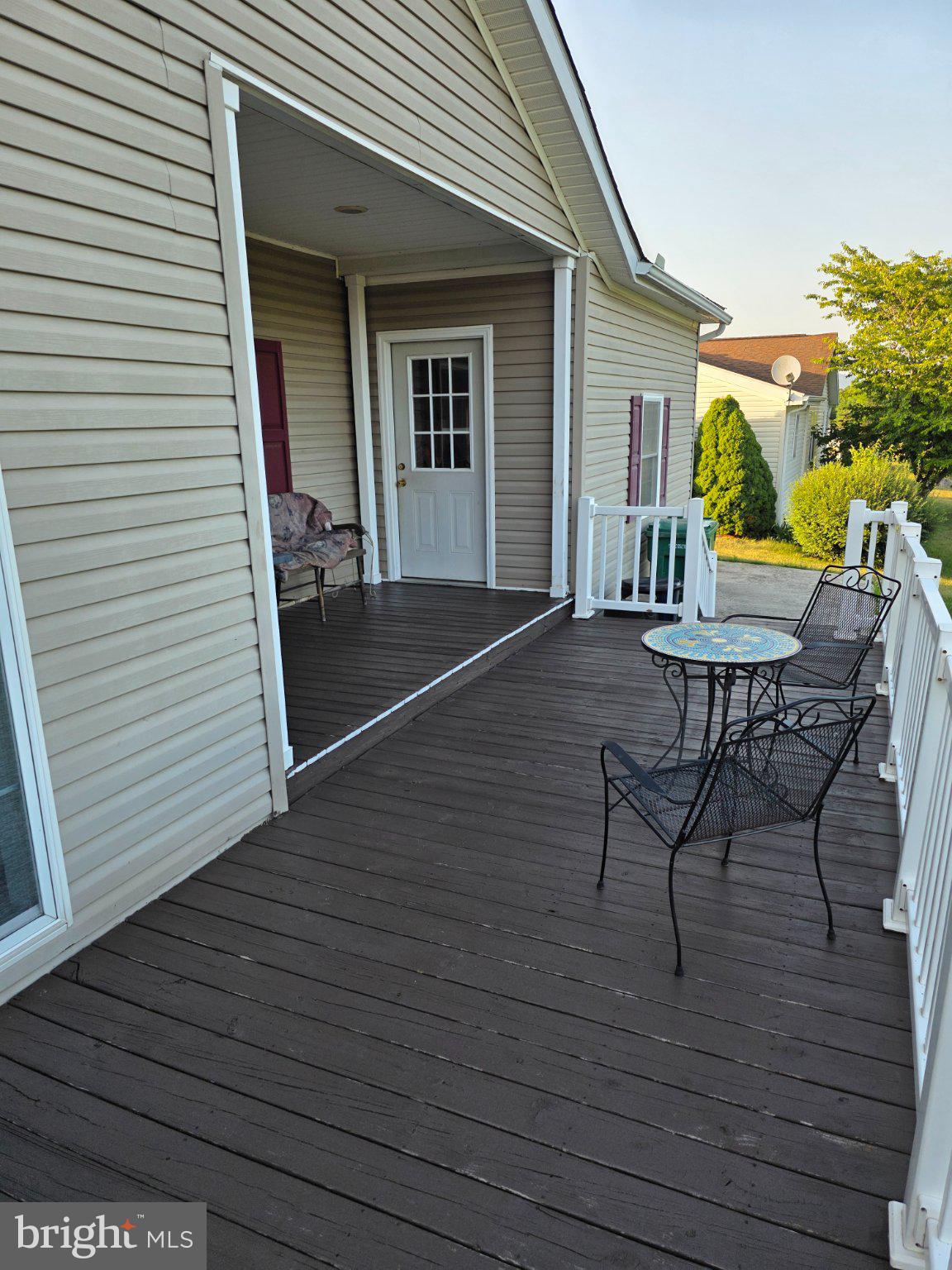 PINE MANOR - Residential
