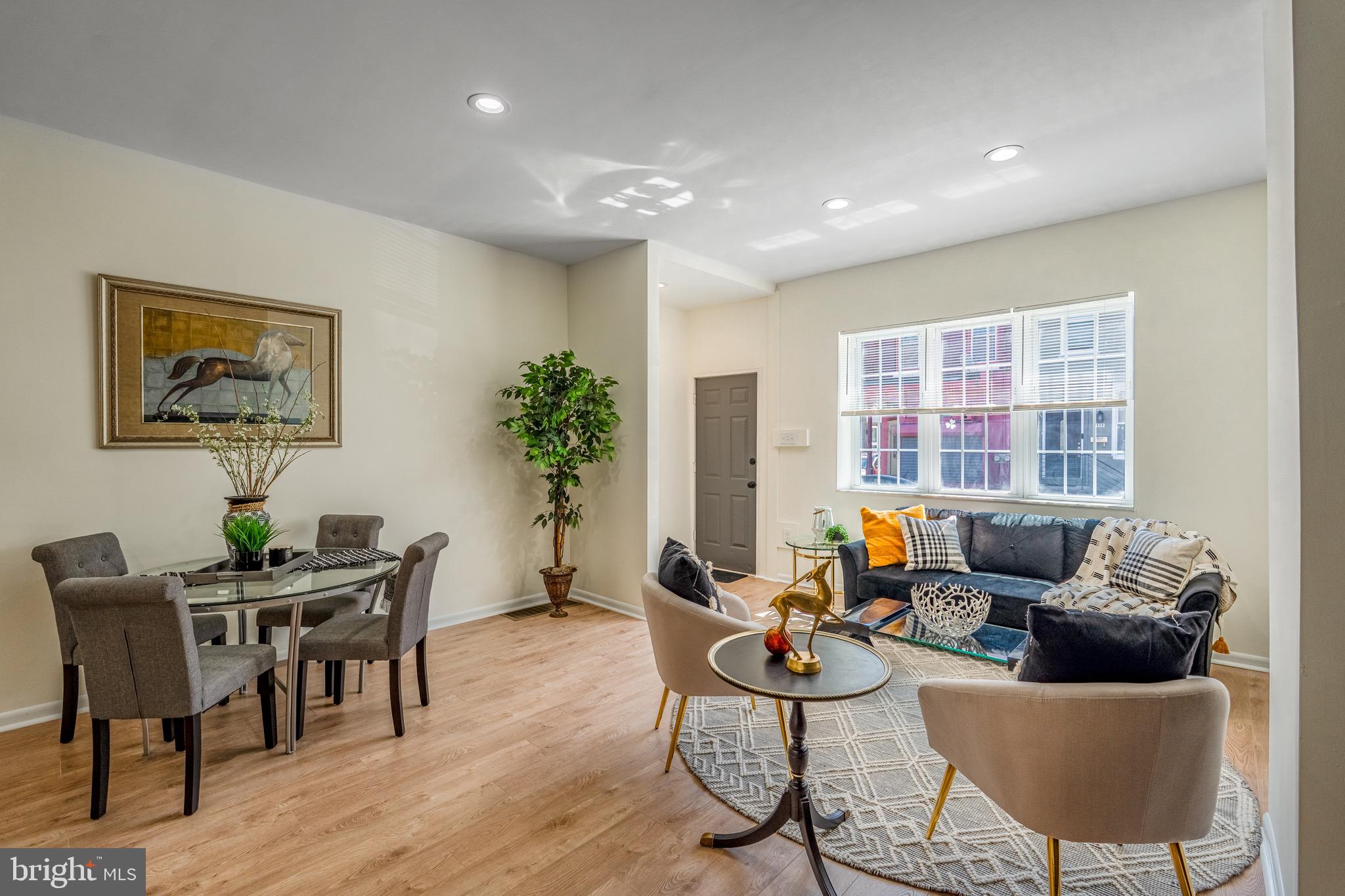 POINT BREEZE - Residential