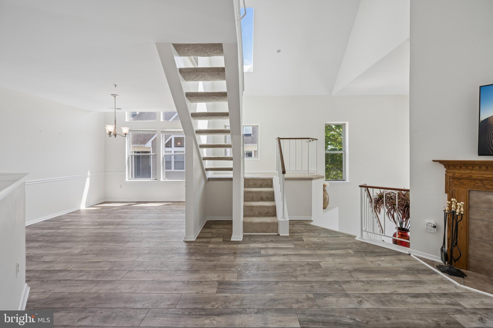 WOODLAND VILLAGE - Residential