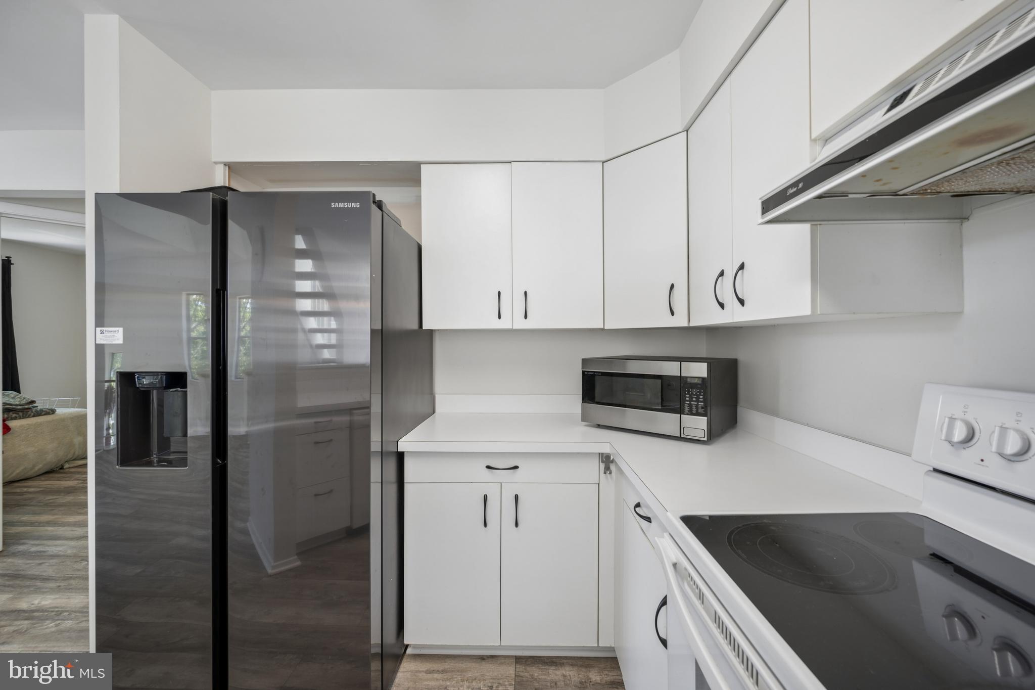 WOODLAND VILLAGE - Residential